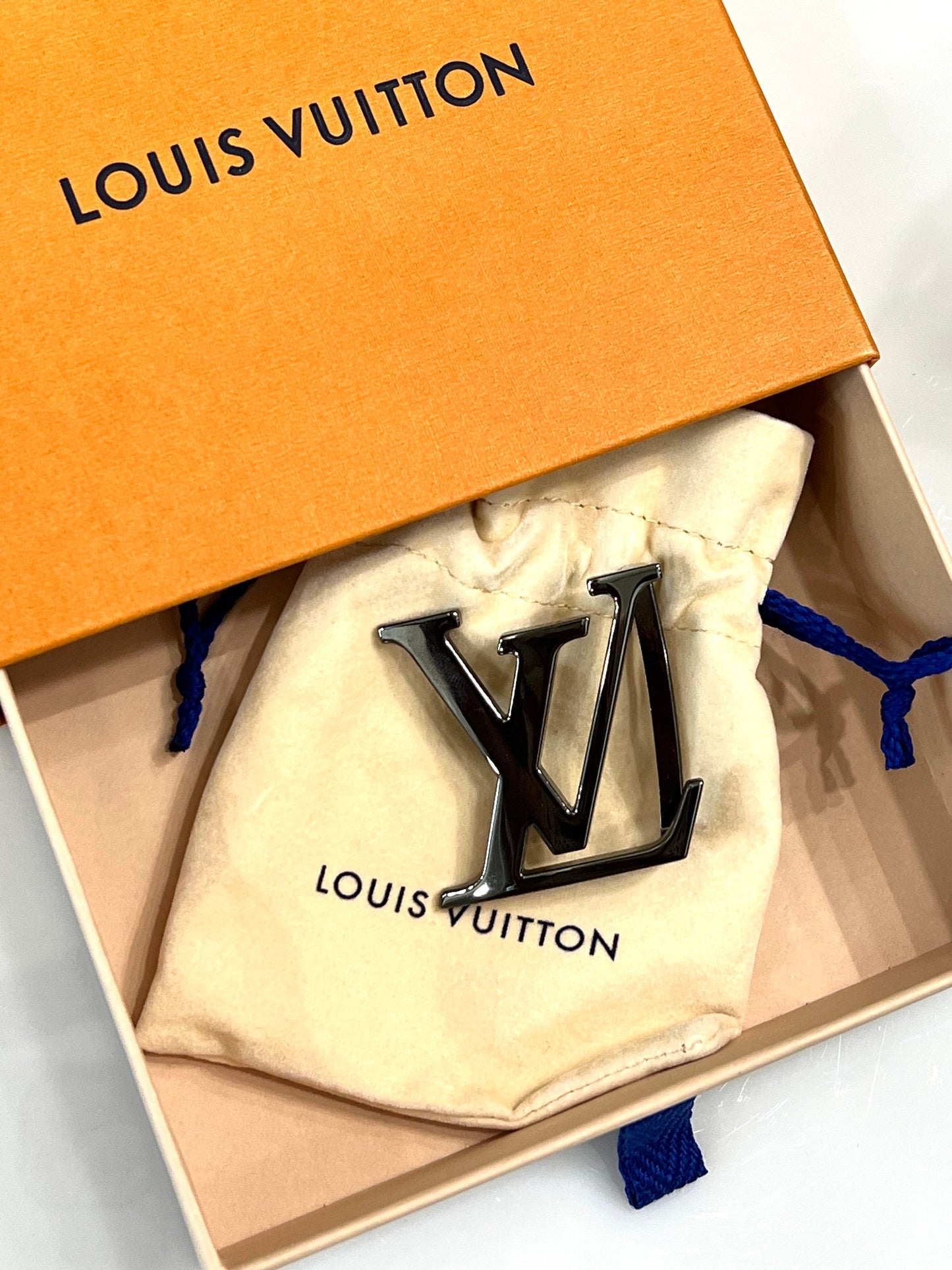LOUIS VUITTON LV INITIALS BELT BUCKLE
