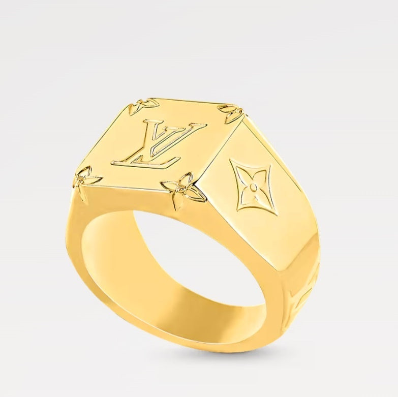 LOUIS VUITTON MONOGRAM GOLD PLATED SIGNET RING