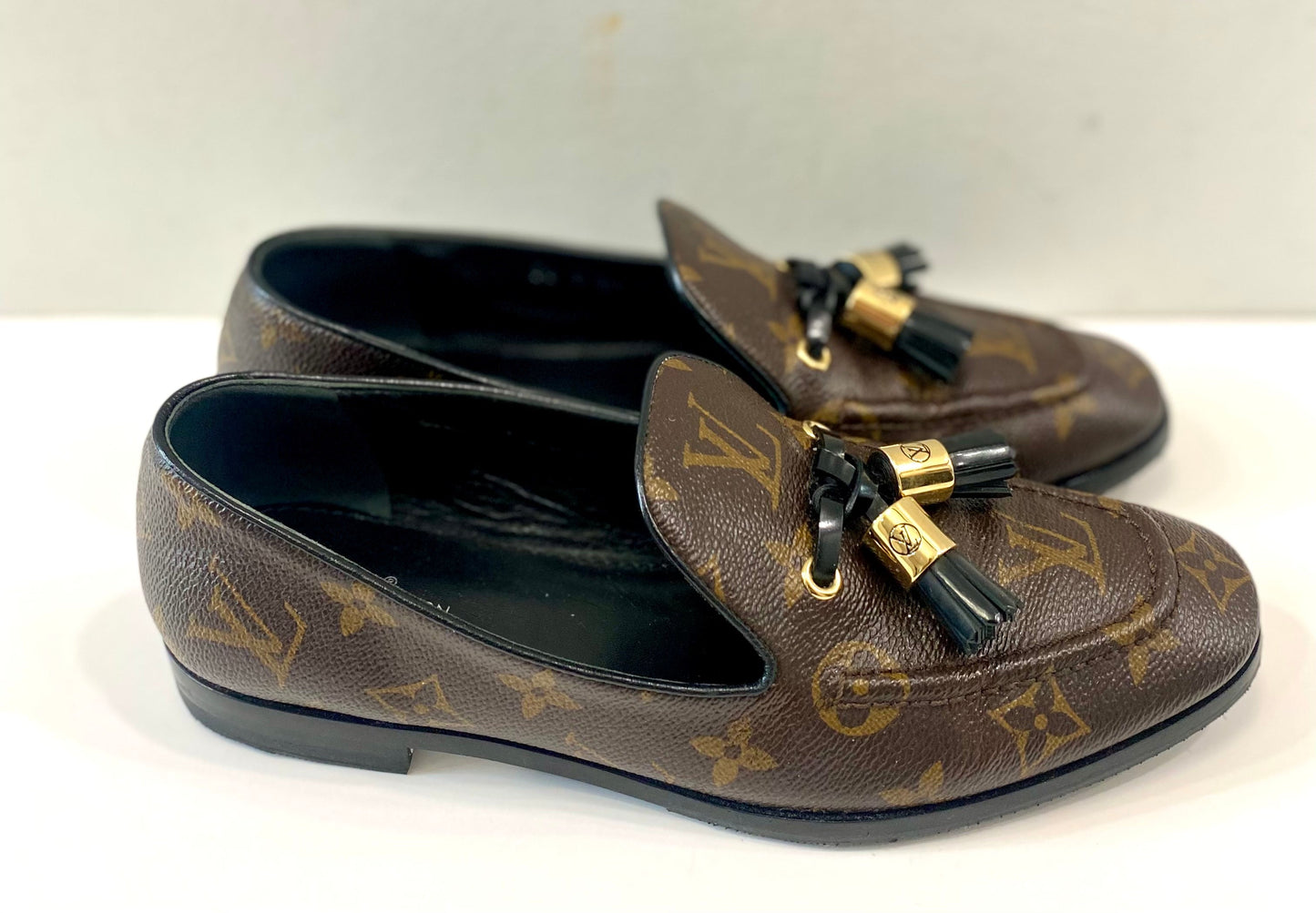 LOUIS VUITTON MONOGRAM SOCIETY LOAFERS