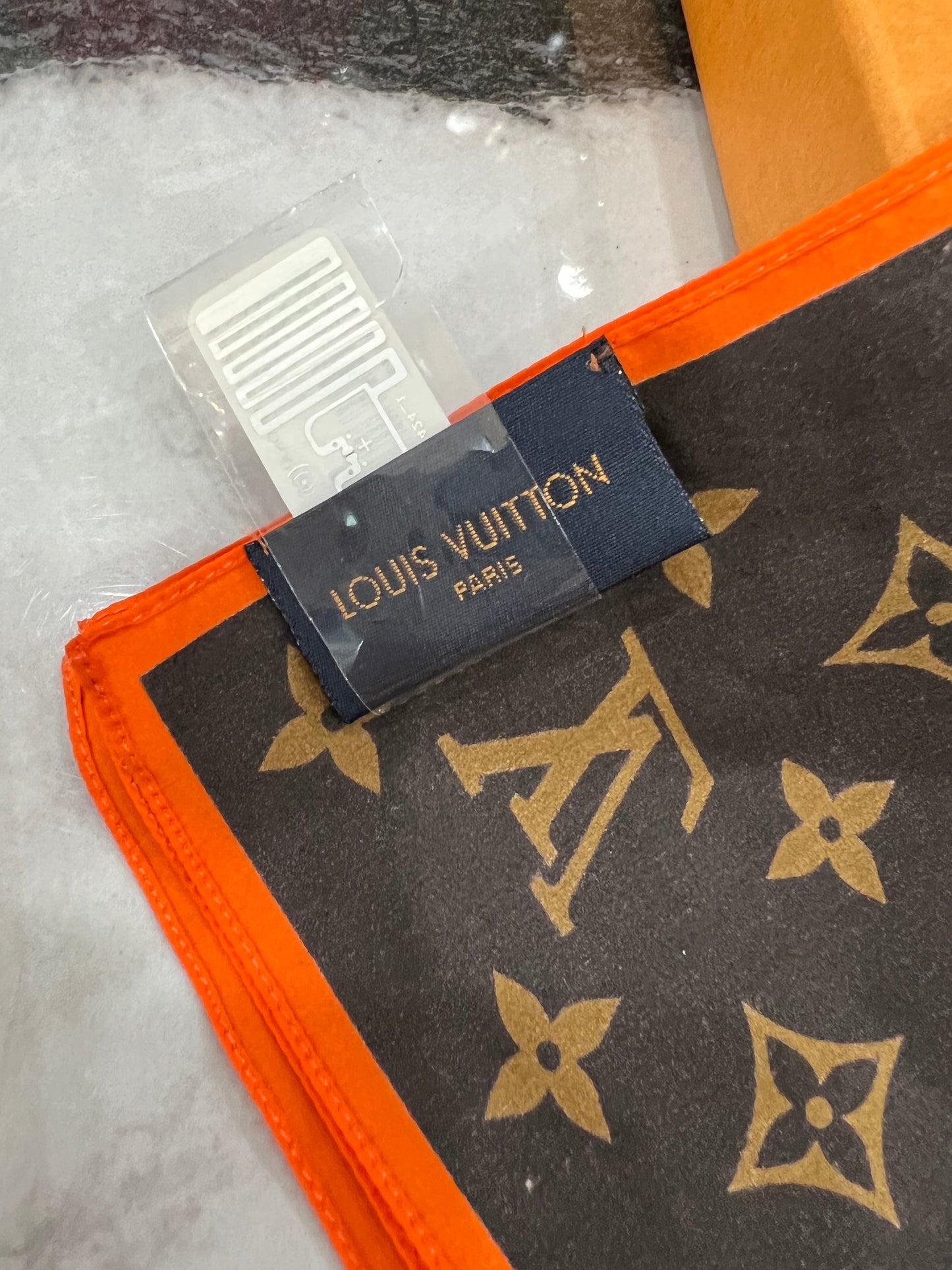 LOUIS VUITTON MONOGRAM SOLAR RAY BANDANA SCARF
