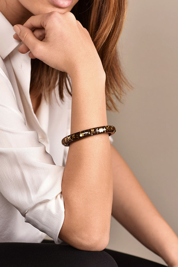 LOUIS VUITTON NARROW INCLUSION RESIN BANGLE BRACELET