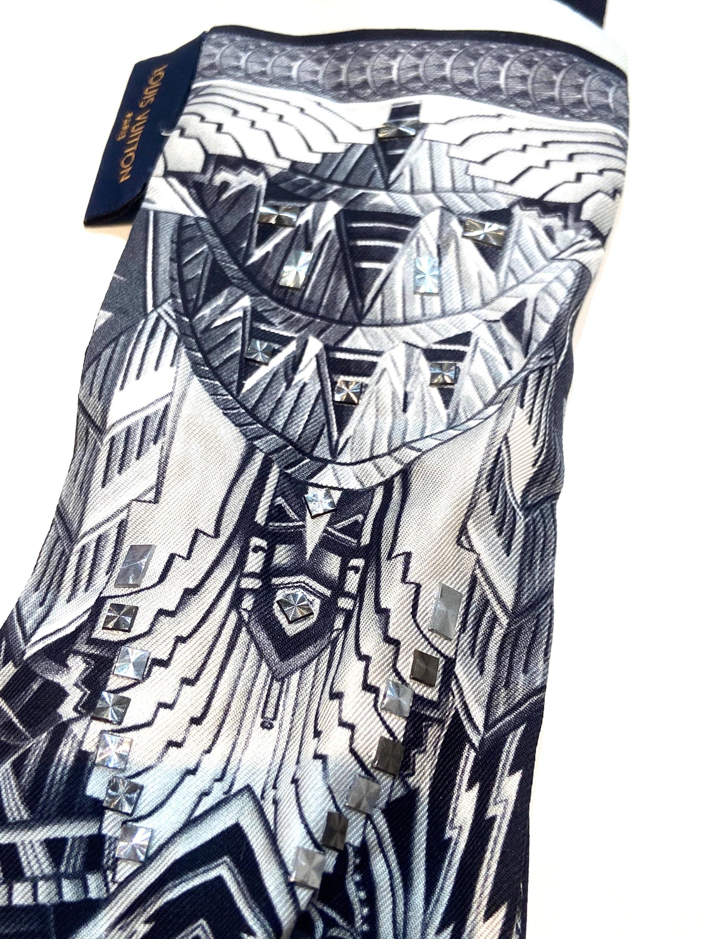 LOUIS VUITTON NY ART DECO MONOGRAM REVERSIBLE SILK SCARF