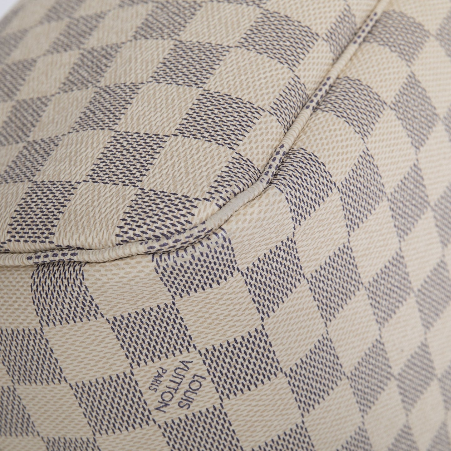 Louis Vuitton 2019 Damier Azur Neverfull MM