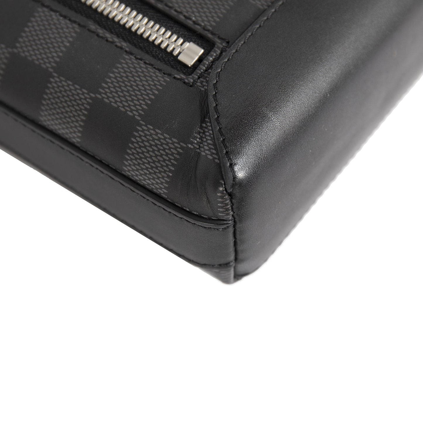Louis Vuitton 2019 Damier Infini Discovery Messenger BB