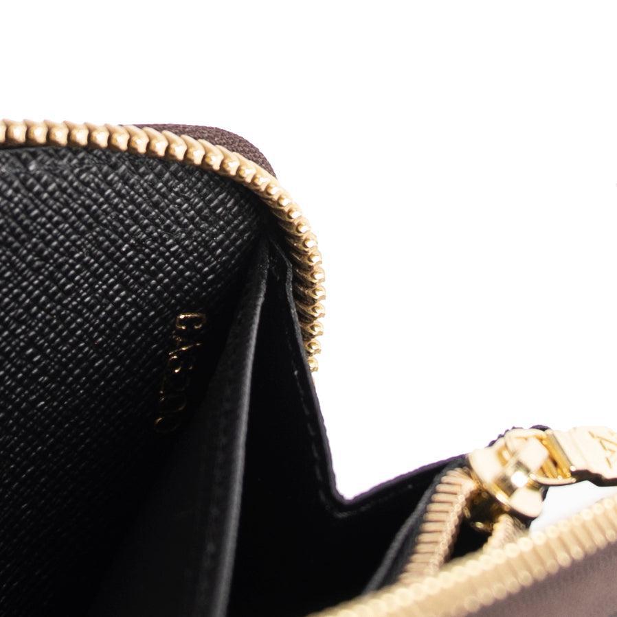 Louis Vuitton 2020 Giant Monogram Reverse Zippy Wallet