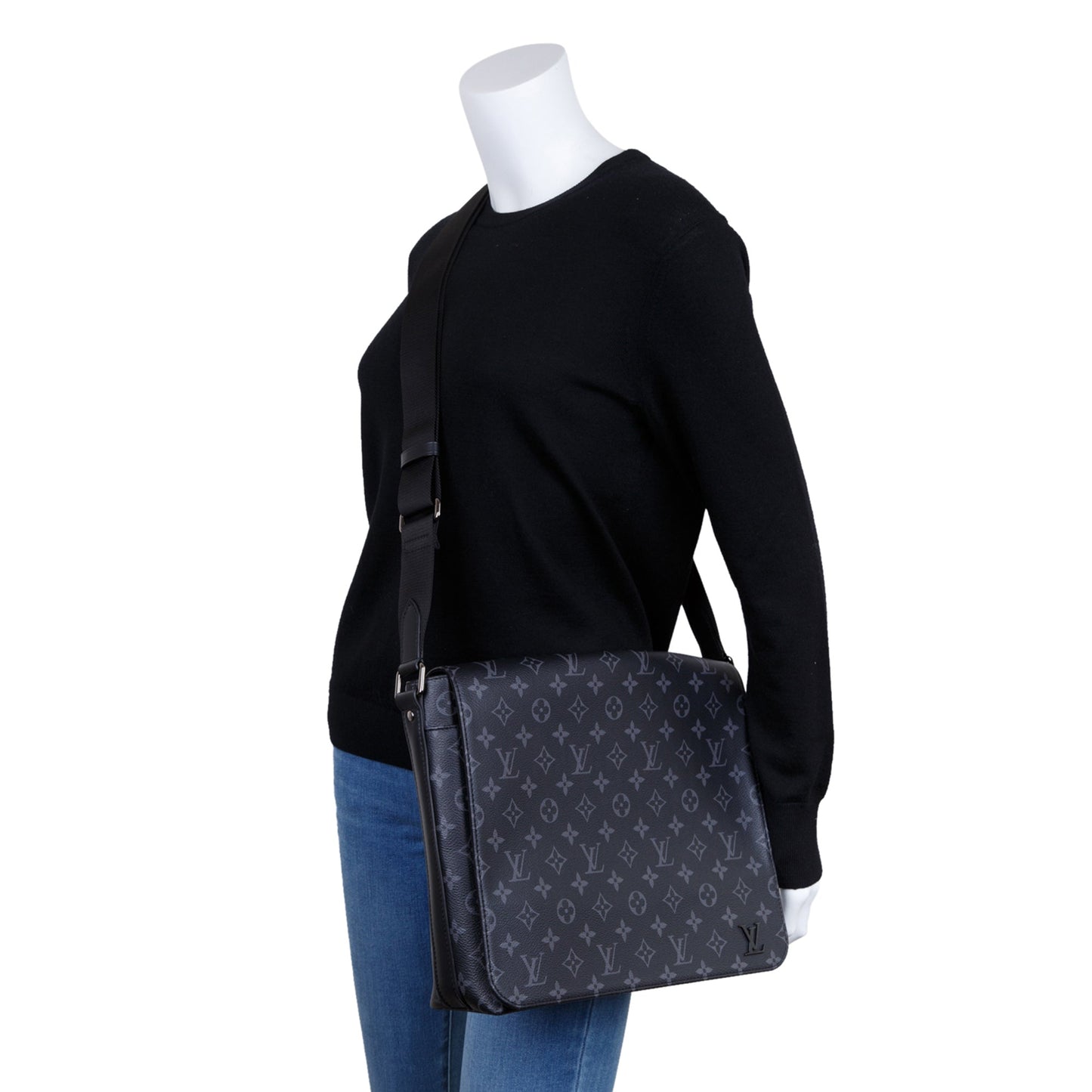 Louis Vuitton 2020 Monogram Eclipse District MM