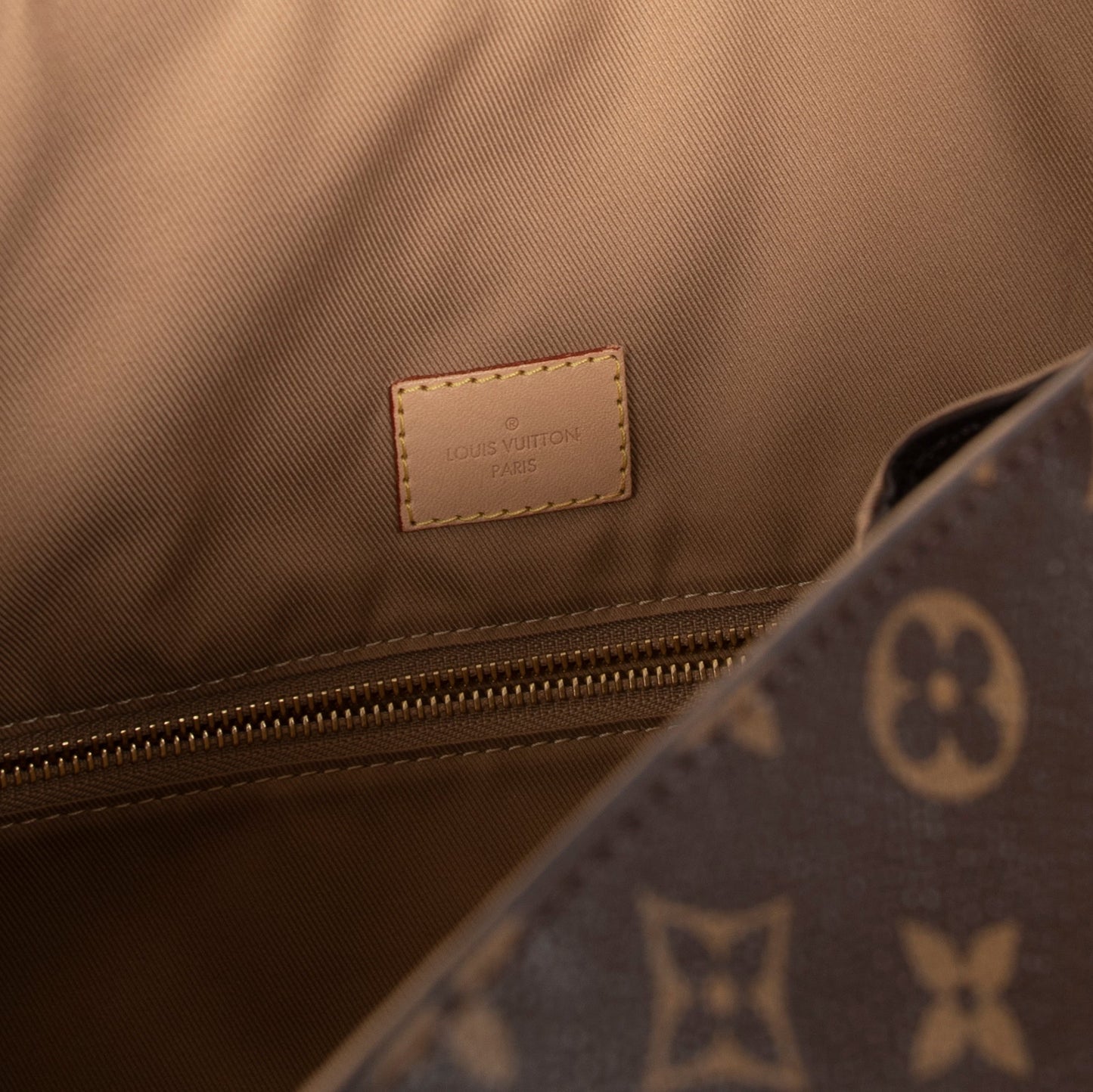 Louis Vuitton 2020 Monogram Graceful MM