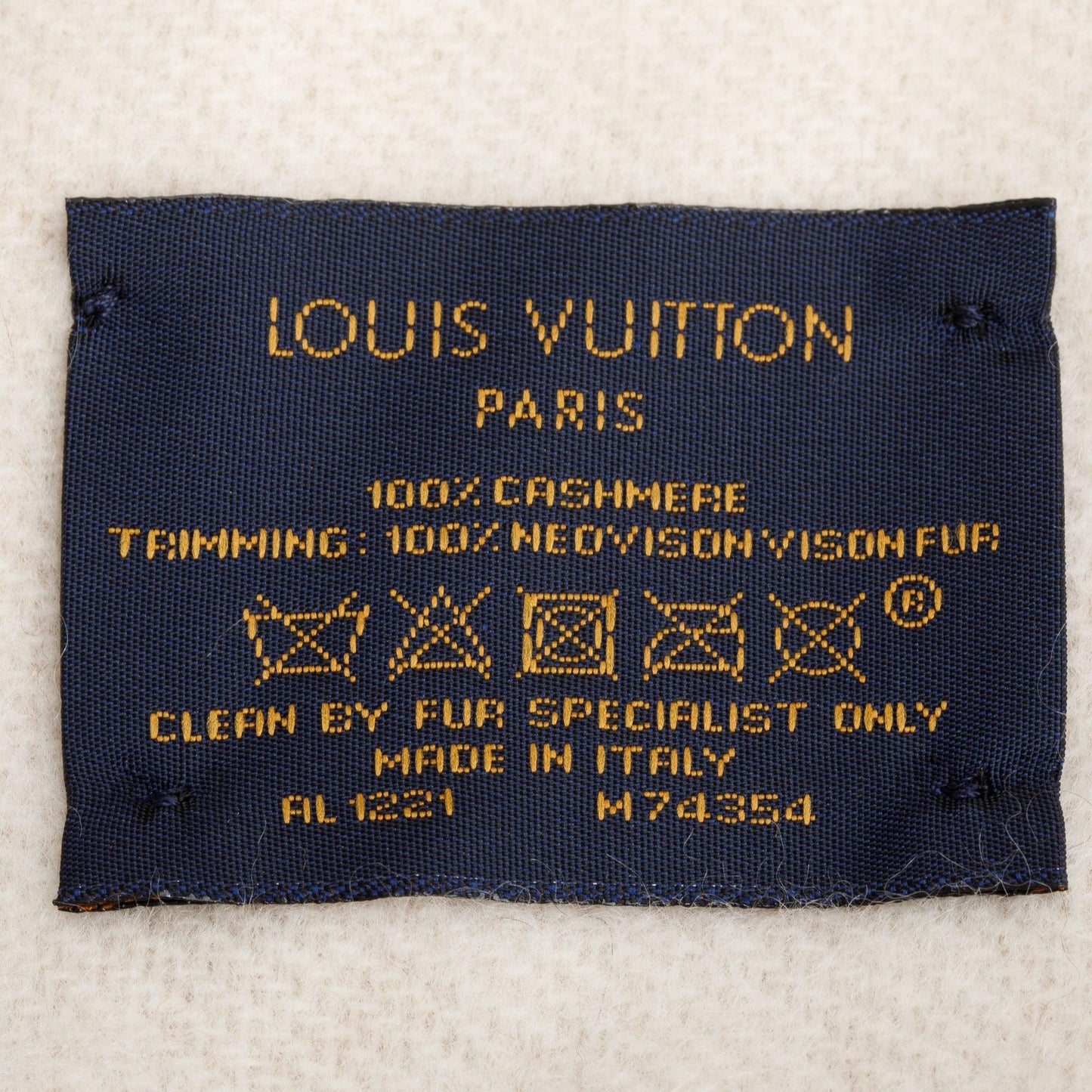 Louis Vuitton 2021 Neutral/Beige Cashmere Mink Fur Pocket Monogram Cold Reykjavik Scarf