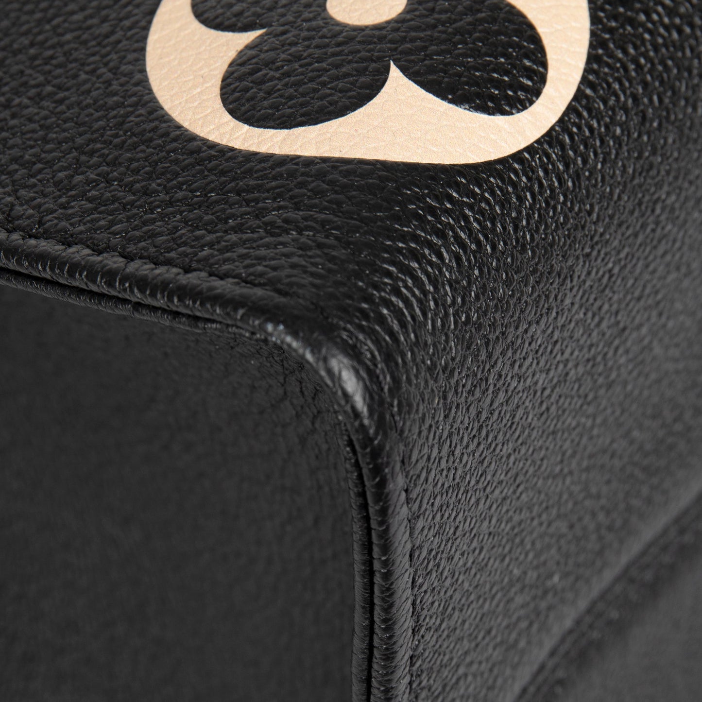 Louis Vuitton 2022 Bicolor Monogram Empreinte Onthego MM