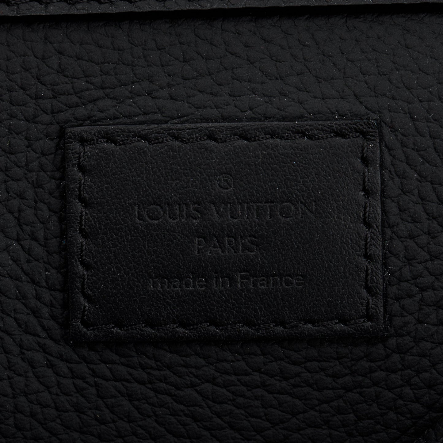 Louis Vuitton 2022 Black Grained Calfskin Aerogram Takeoff Sling Bag