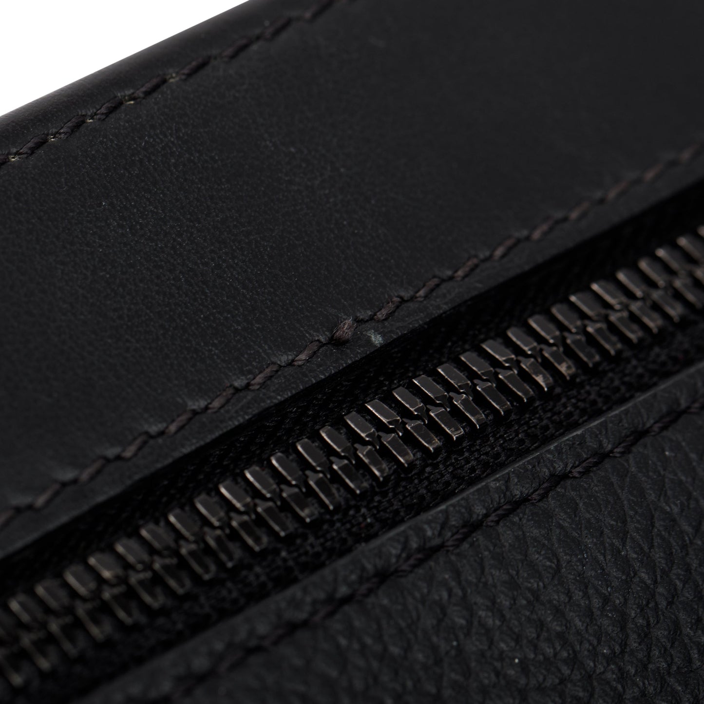 Louis Vuitton 2022 Black LV Aerogram Calfskin Leather Messenger Voyage