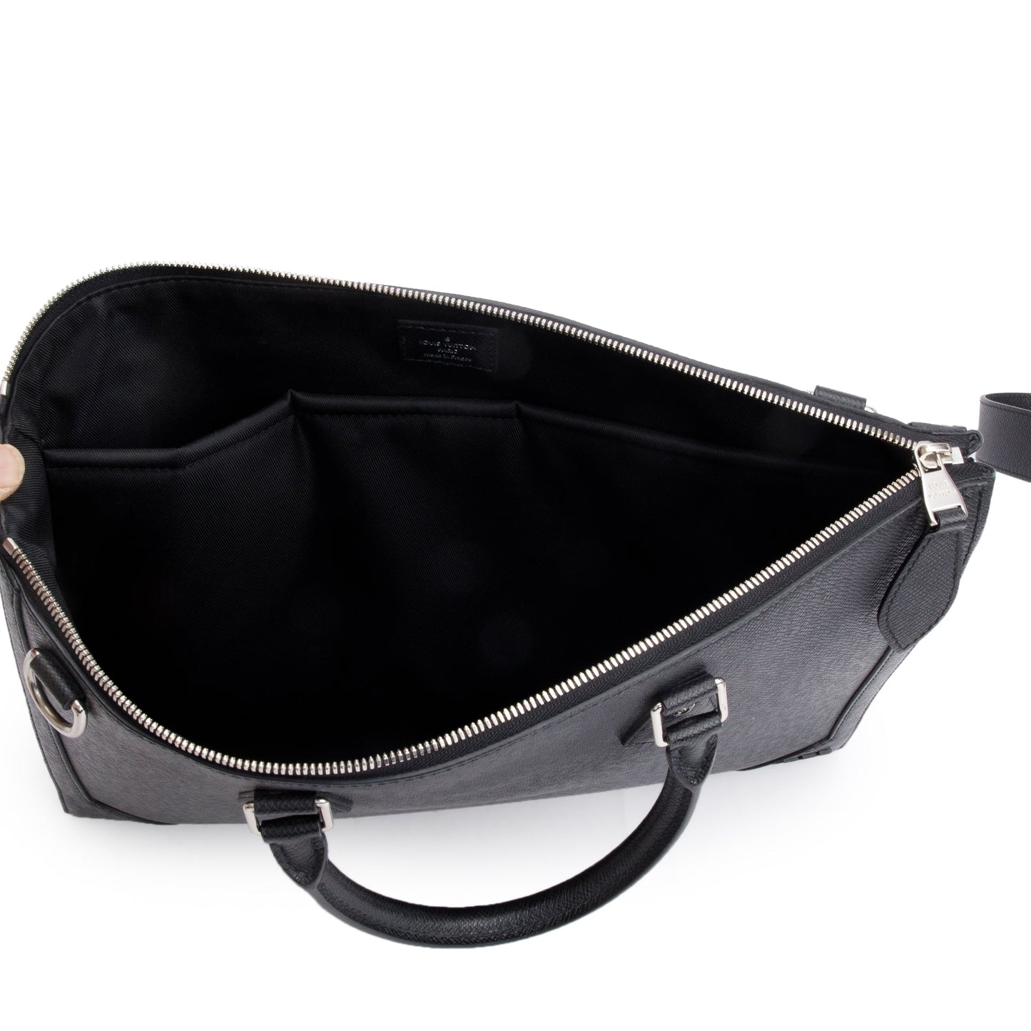 Louis Vuitton 2022 Black Taiga Leather Slim Briefcase NV