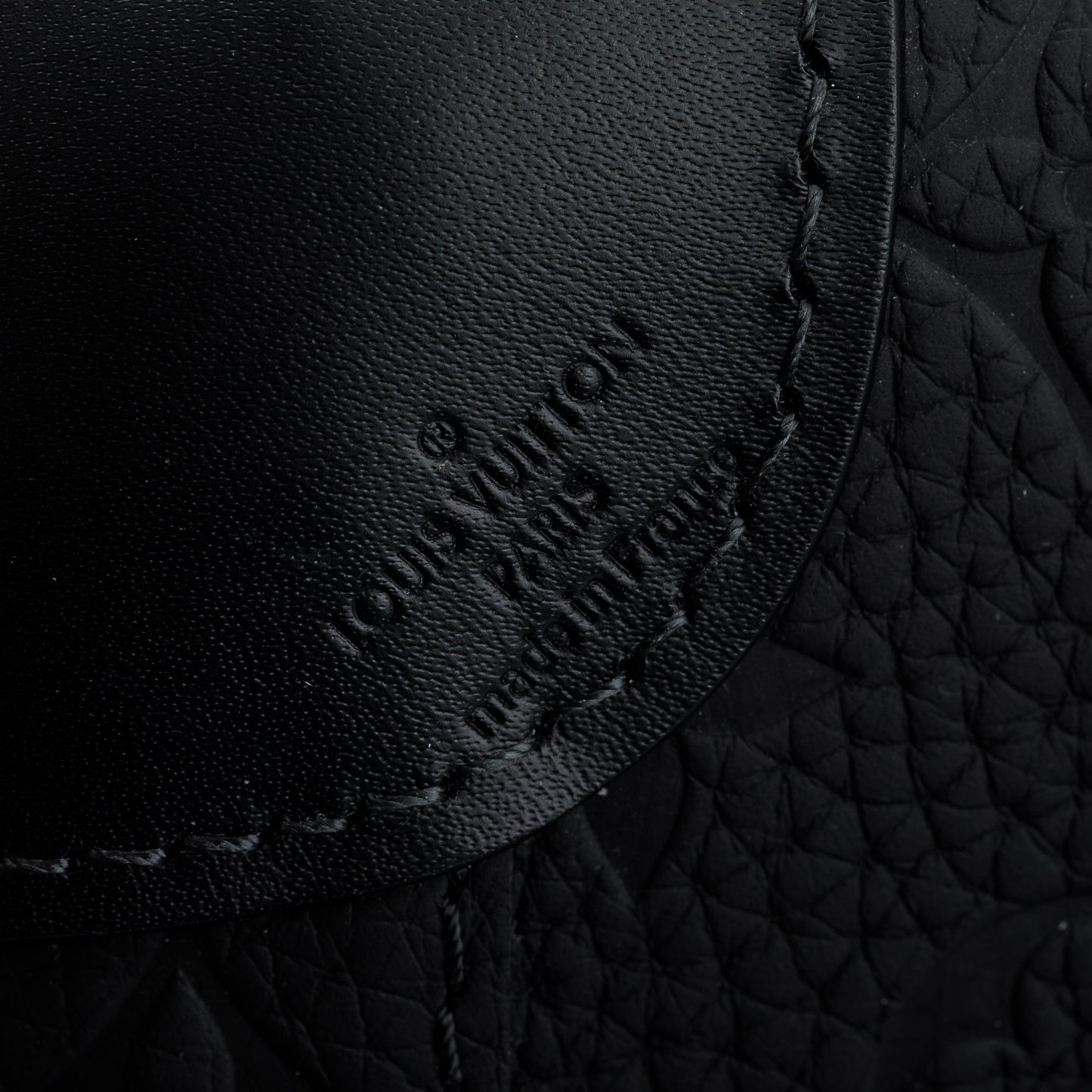 Louis Vuitton 2022 Black Taurillon Monogram Leather Horizon 55 Luggage