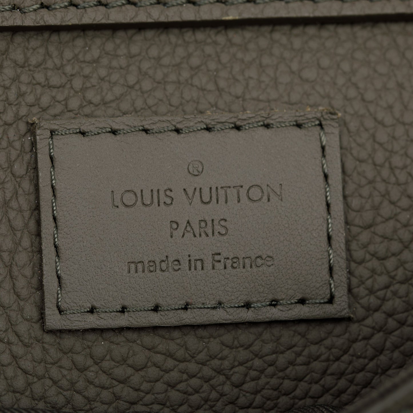Louis Vuitton 2022 Green Grained Calfskin Aerogram Takeoff Sling Bag