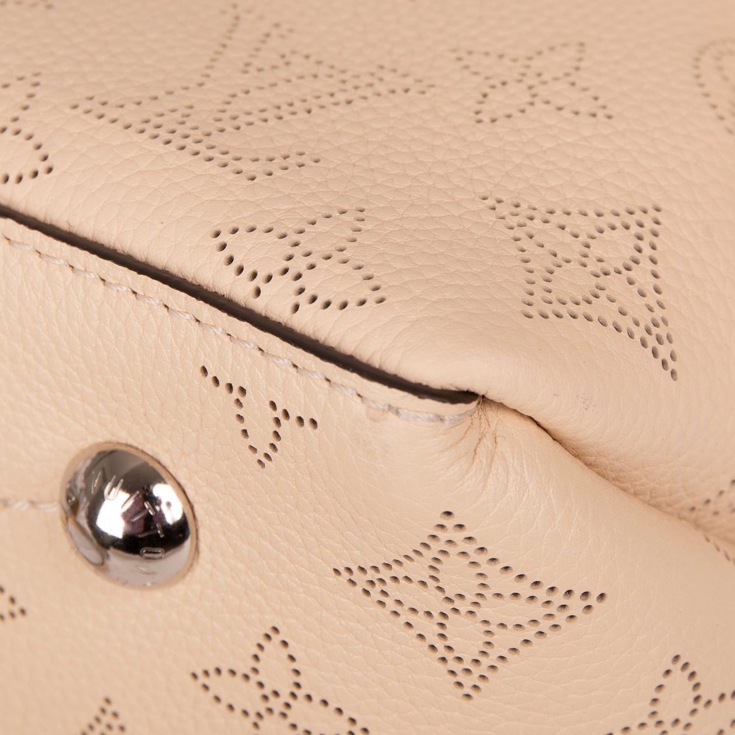 Louis Vuitton 2022 Mahina Leather Bella Tote