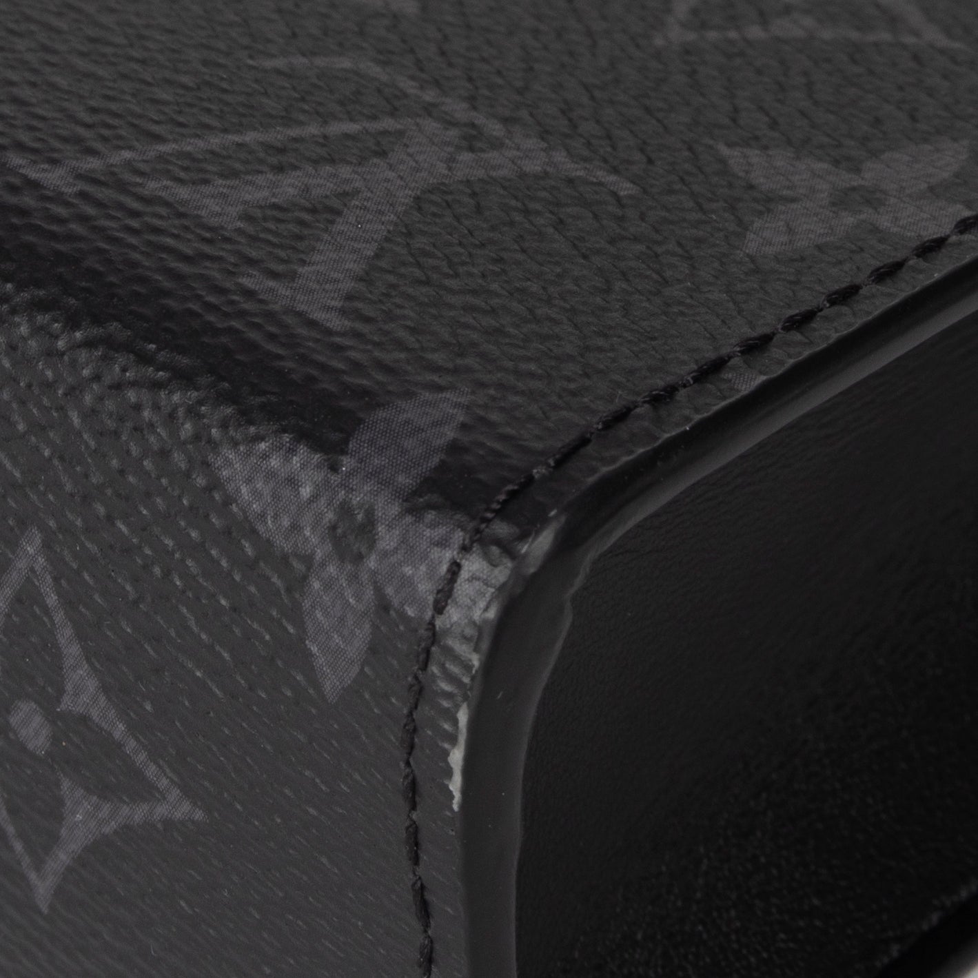 Louis Vuitton 2022 Monogram Eclipse Gaston Wearable Wallet
