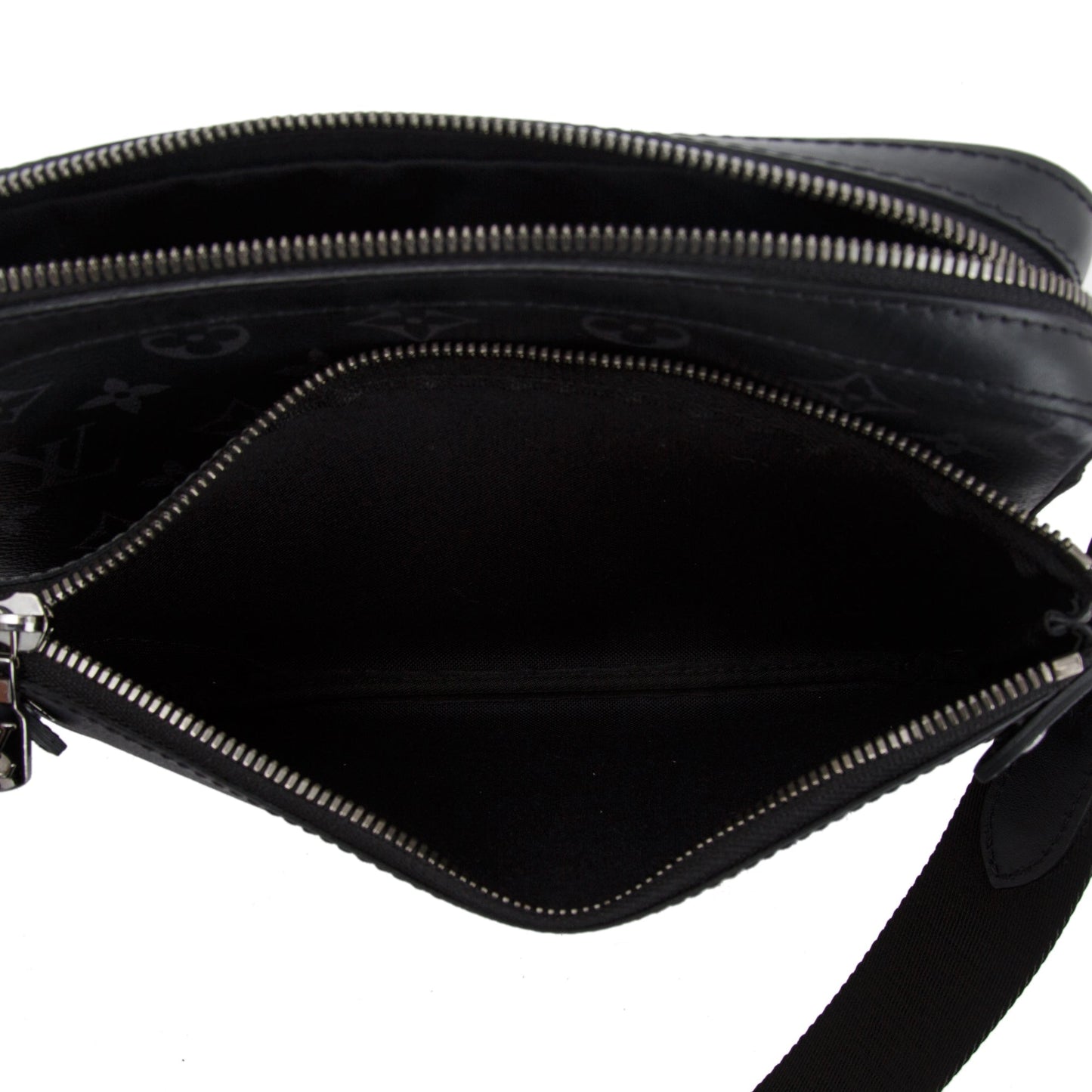 Louis Vuitton 2022 Monogram Eclipse Trio Messenger Bag