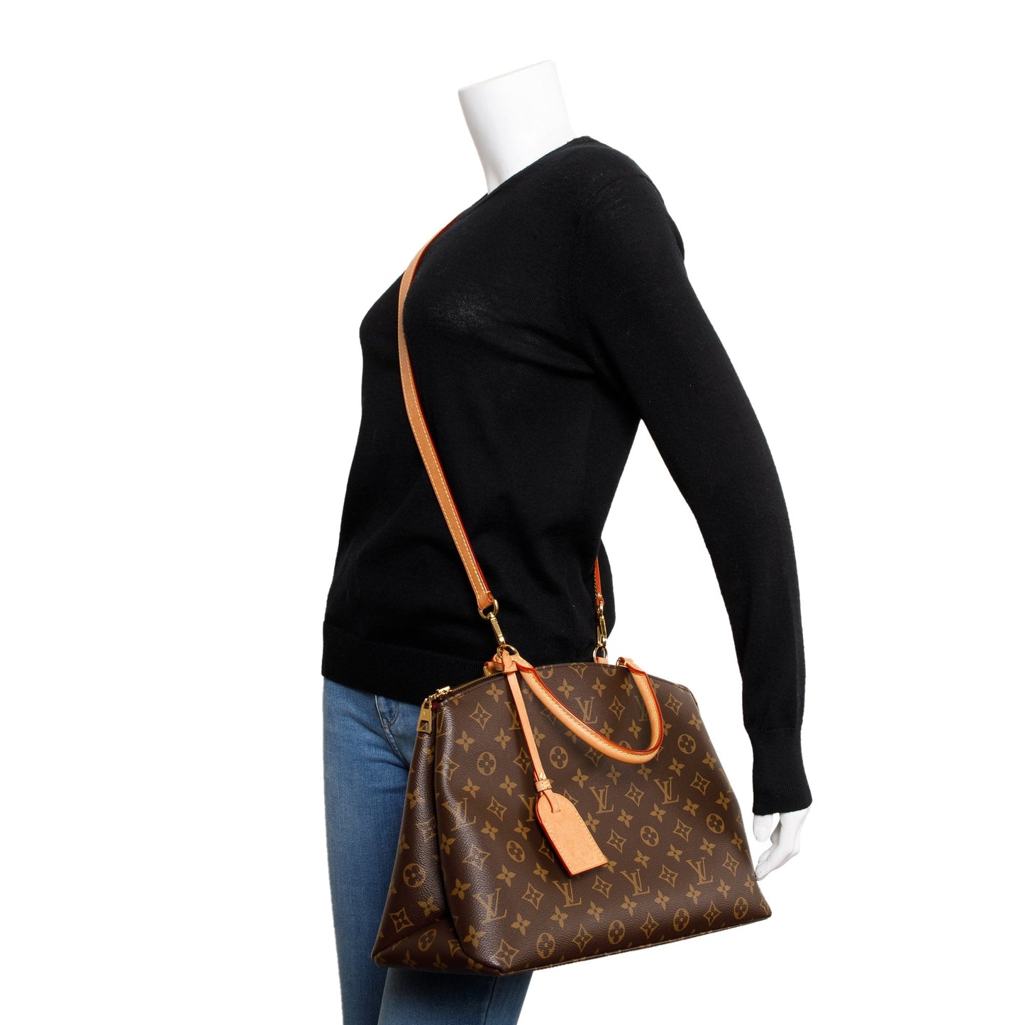 Louis Vuitton 2022 Monogram Grand Palais