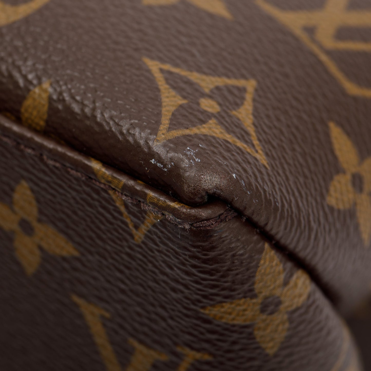 Louis Vuitton 2022 Monogram Grand Palais