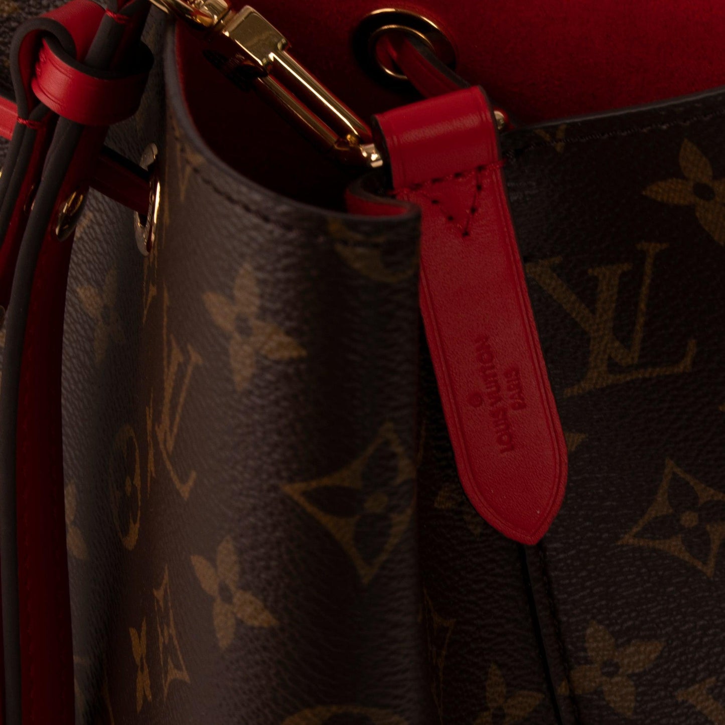 Louis Vuitton 2022 Monogram Neonoe MM