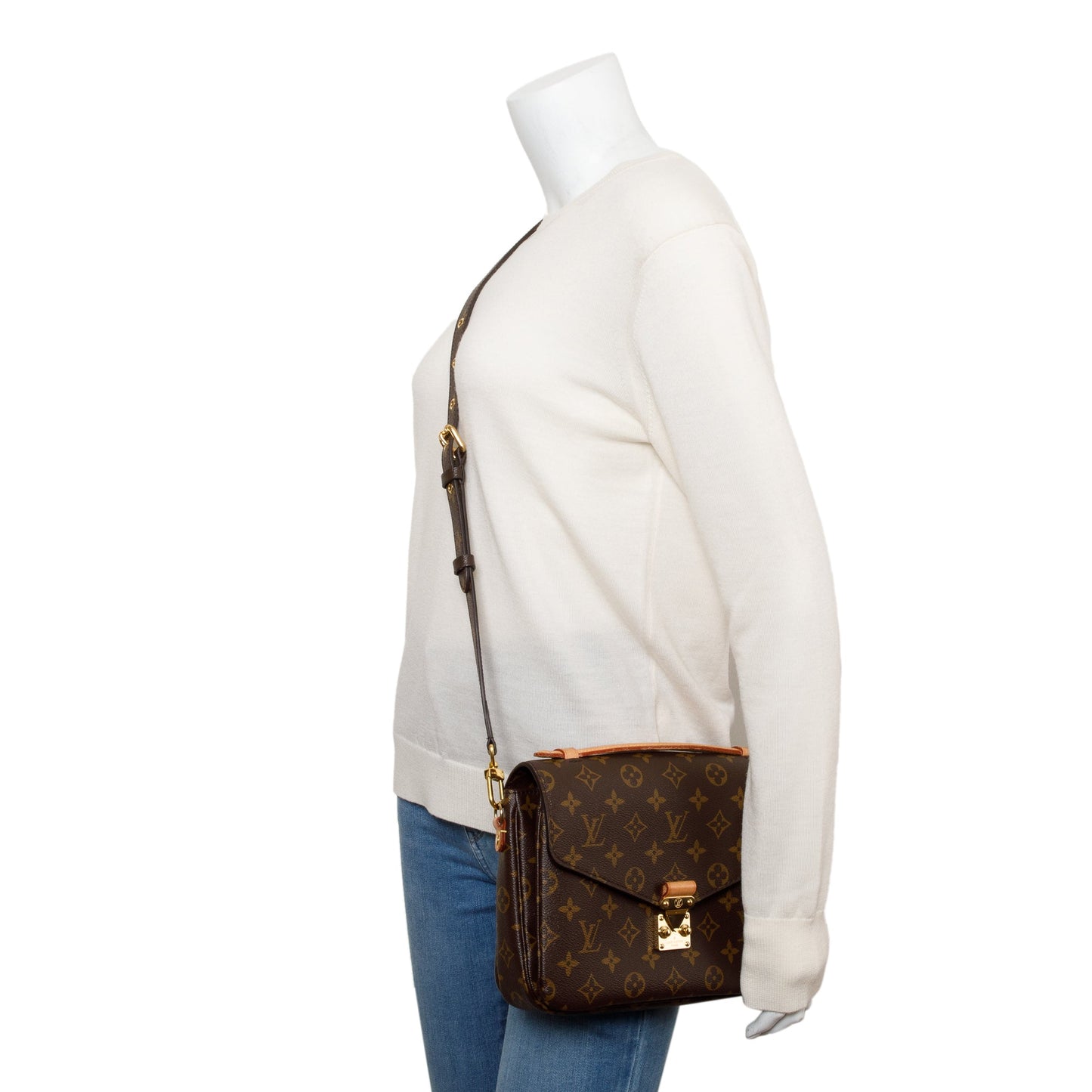 Louis Vuitton 2022 Monogram Pochette Metis