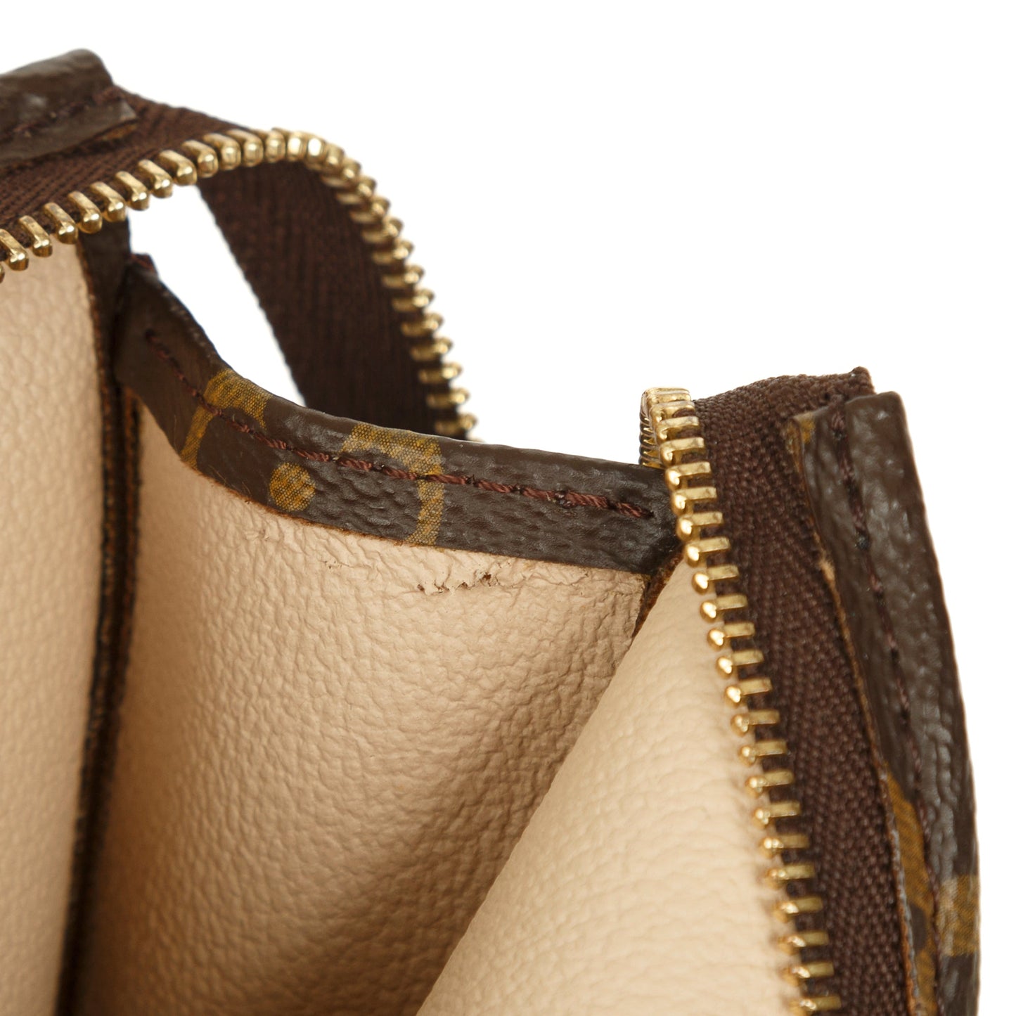 Louis Vuitton 2022 Monogram Toiletry Pouch 19