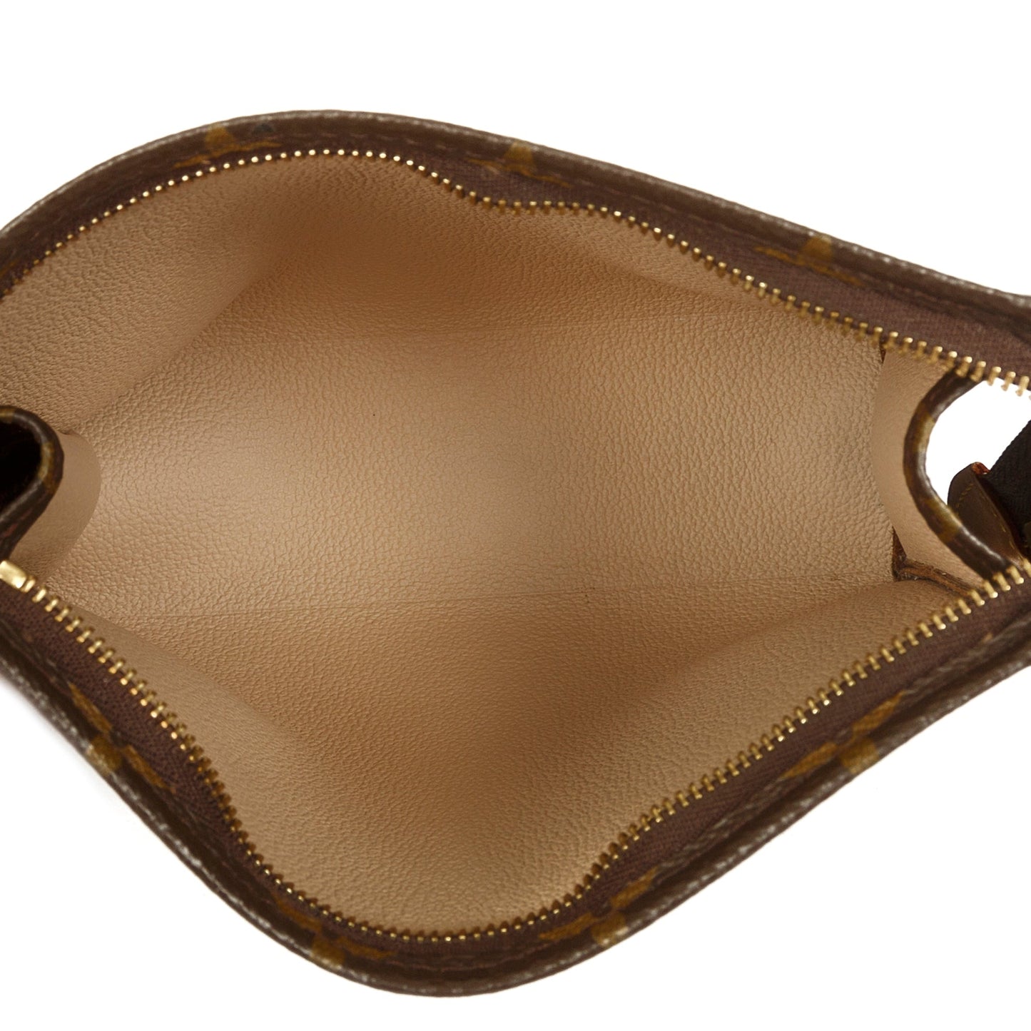 Louis Vuitton 2022 Monogram Toiletry Pouch 19