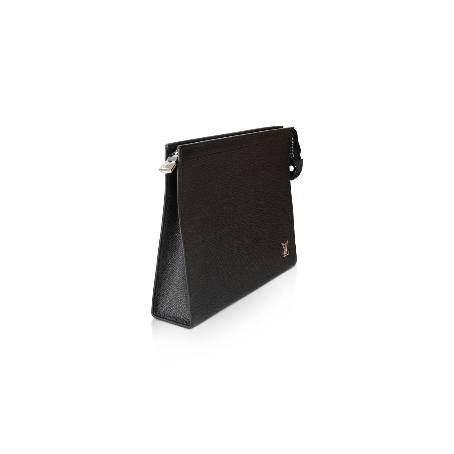 Louis Vuitton 2022 Taiga Leather Pochette Voyage