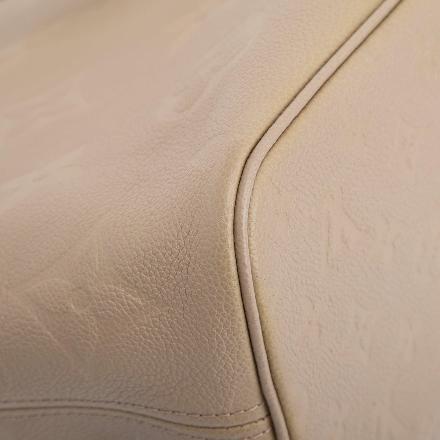 Louis Vuitton 2022 Turtledove Empreinte Leather Neverfull MM