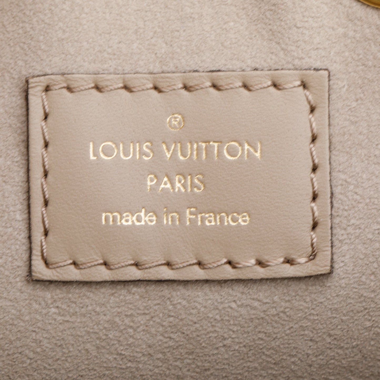 Louis Vuitton 2023 Dove/Creme Bicolor Monogram Empreinte Leather Neonoe MM