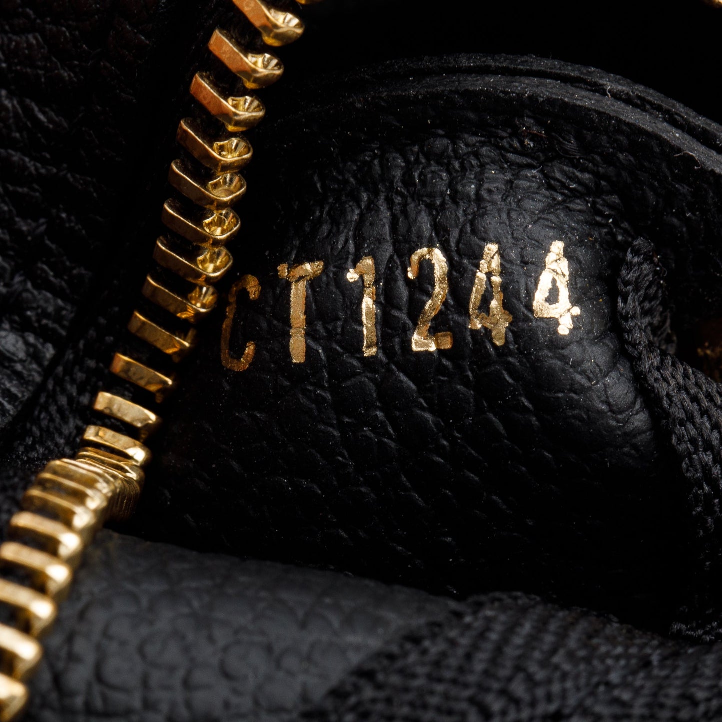 Louis Vuitton 2024 Black Monogram Empreinte Key Pouch