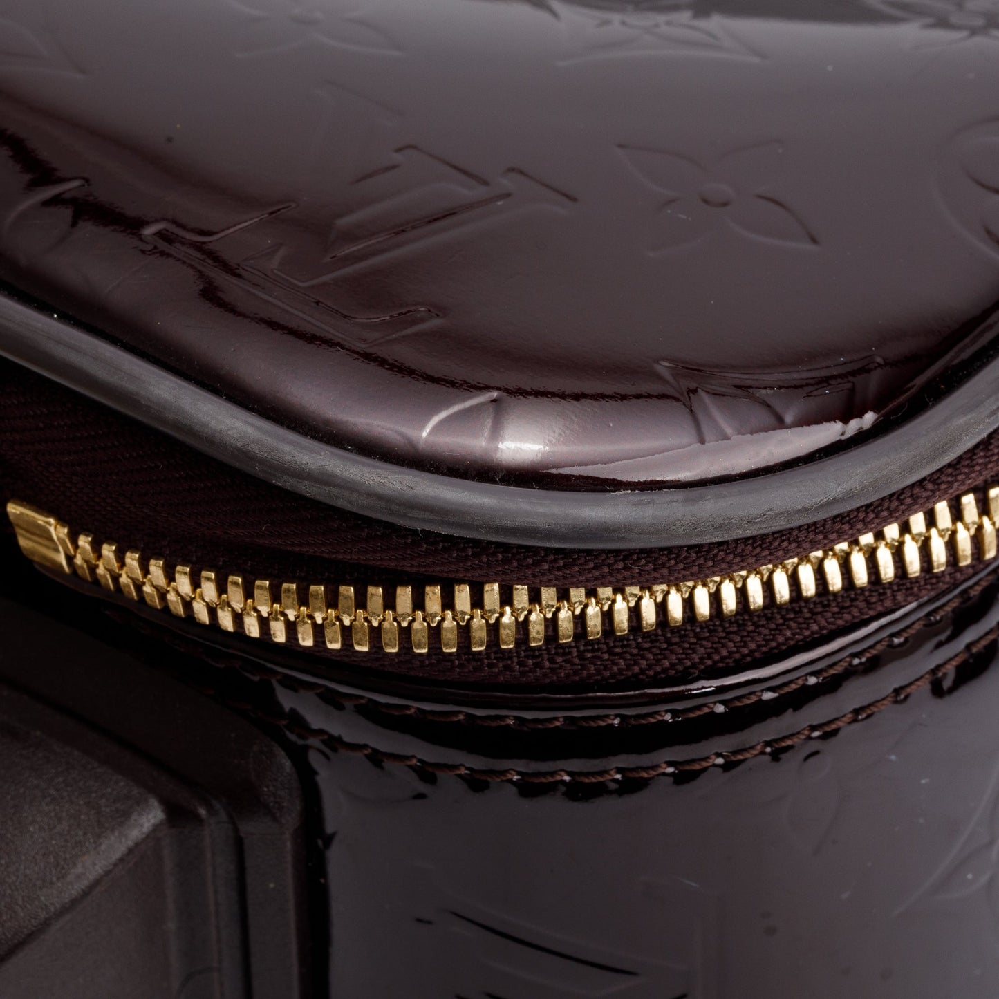 Louis Vuitton Amarante Monogram Vernis Pegase 50