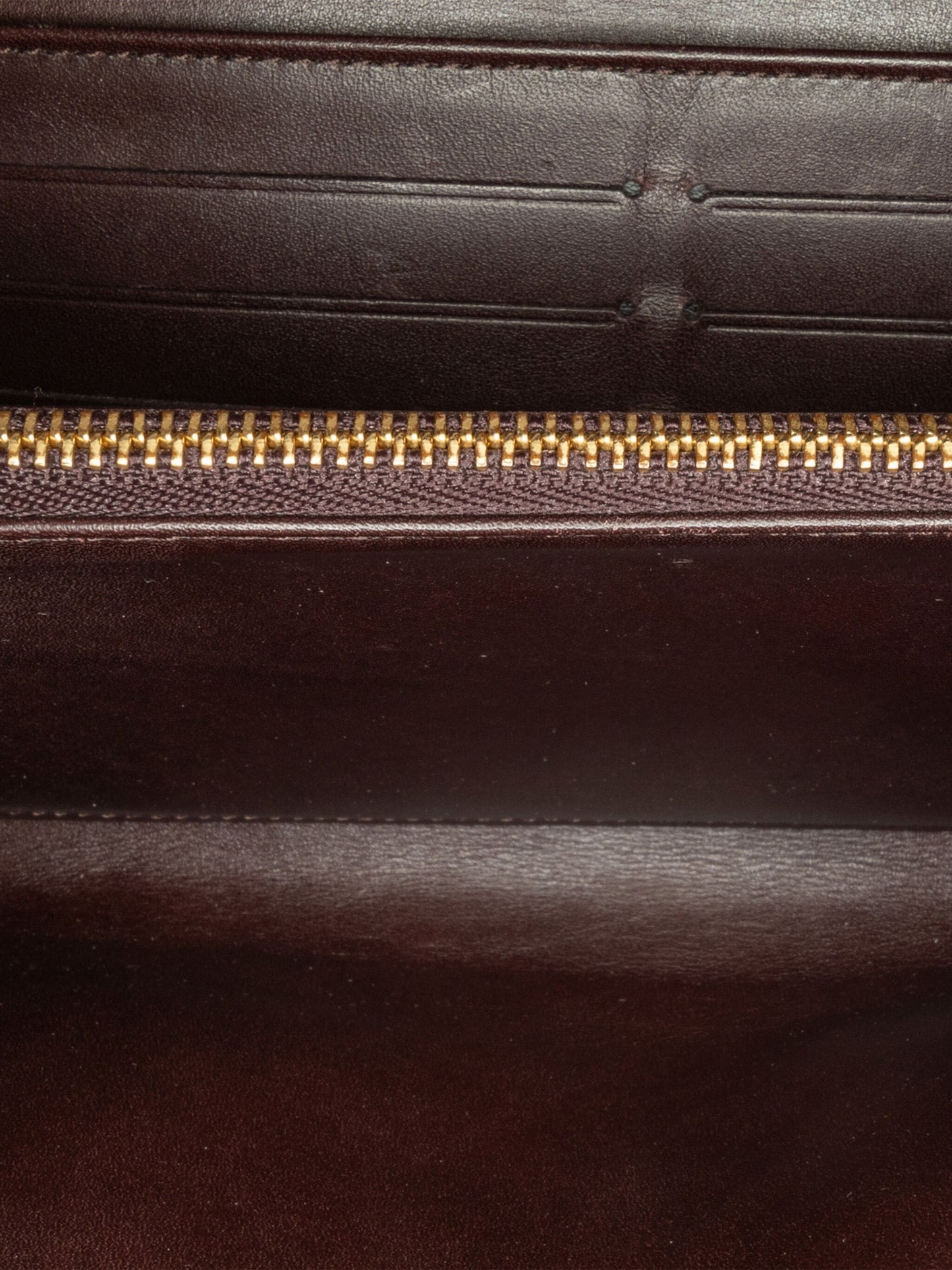 LOUIS VUITTON MONOGRAM VERNIS SARAH WALLET IN AMARANTE
