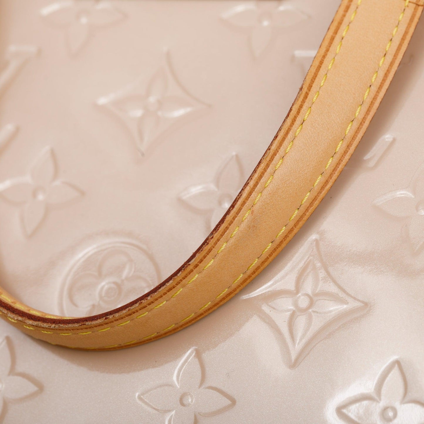 Louis Vuitton Beige Monogram Vernis Brea MM