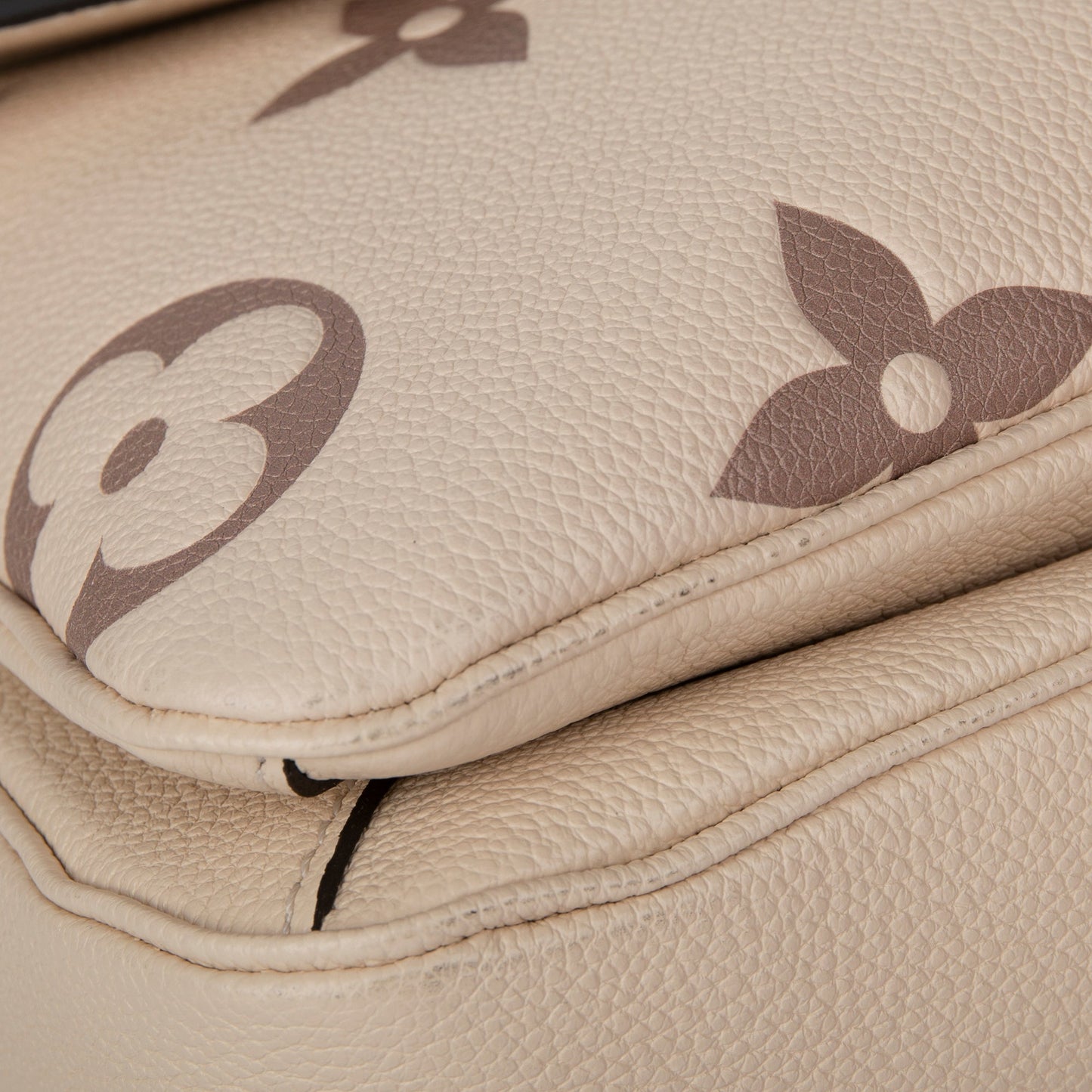 Louis Vuitton Bicolor Monogram Empreinte Pochette Metis