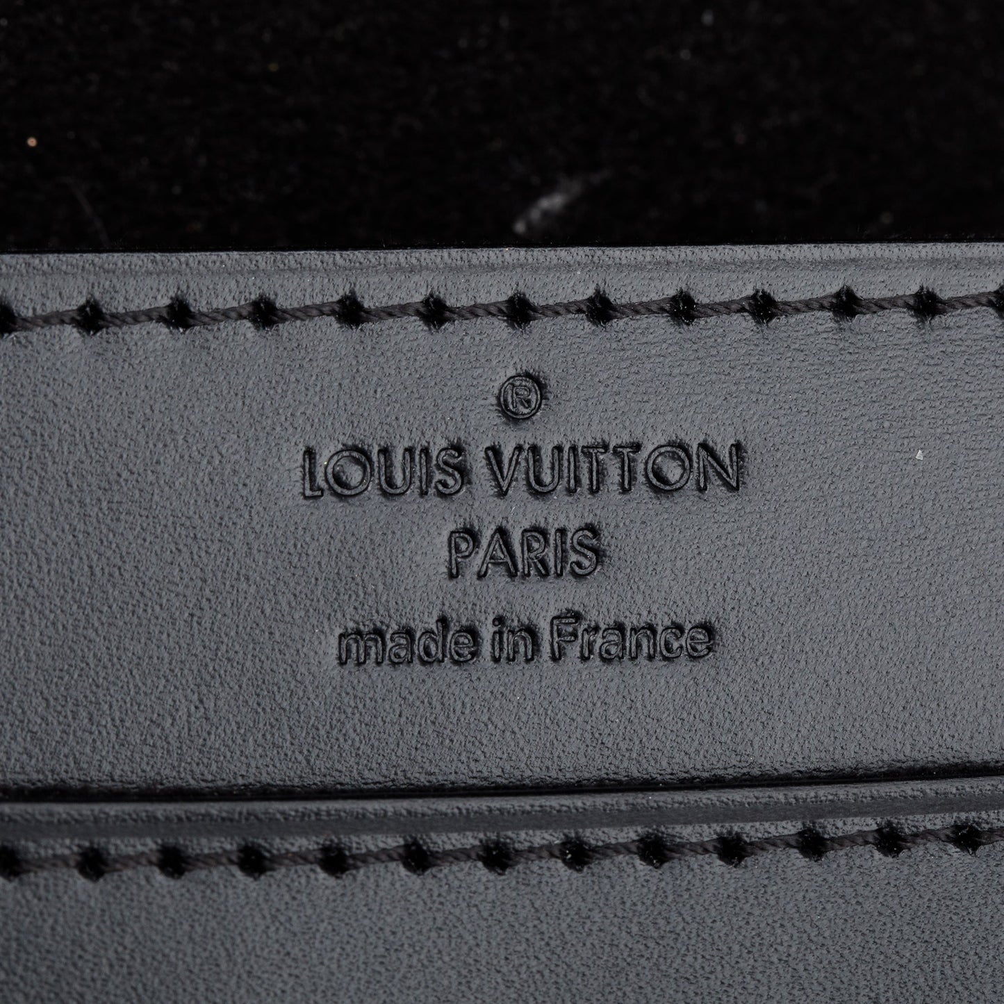 Louis Vuitton Black Calfskin Louise Chain Clutch MM