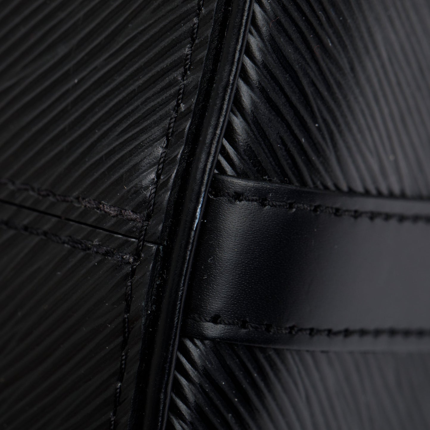 Louis Vuitton Black Epi Leather Speedy Bandouliere 25