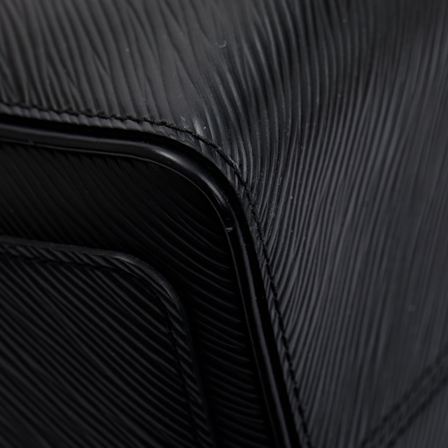 Louis Vuitton Black Epi Leather Speedy Bandouliere 25