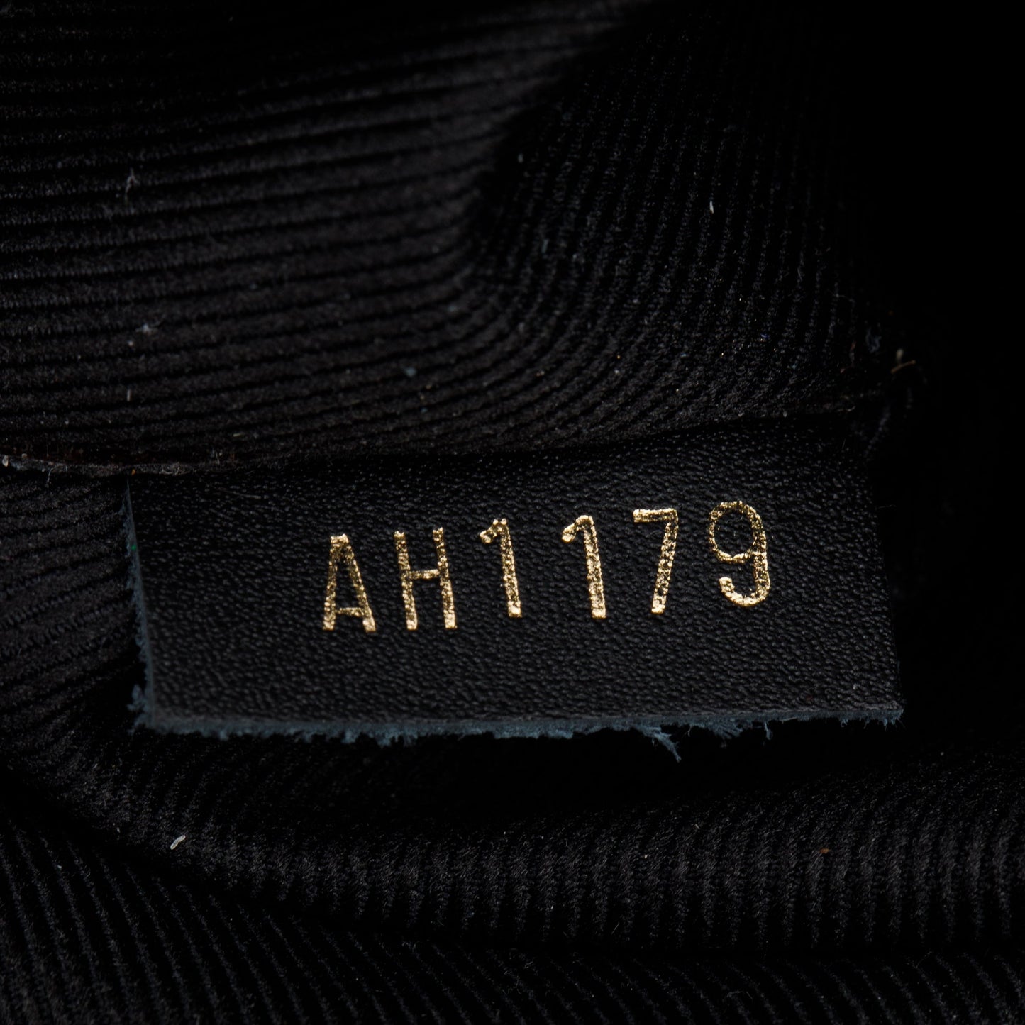Louis Vuitton Black Leather Trim Monogram Saintonge Bag