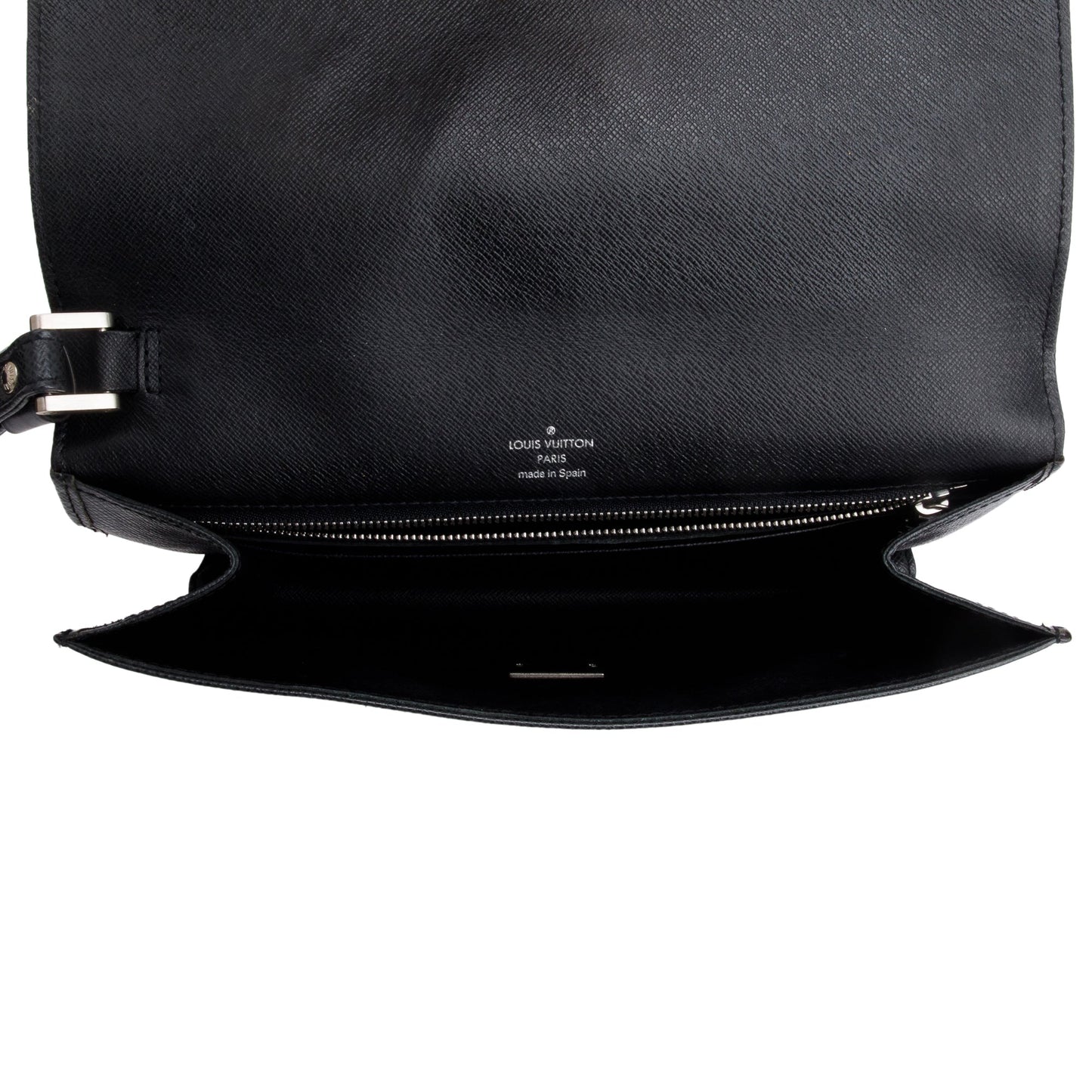 Louis Vuitton Black Taiga Leather Selenga Pochette