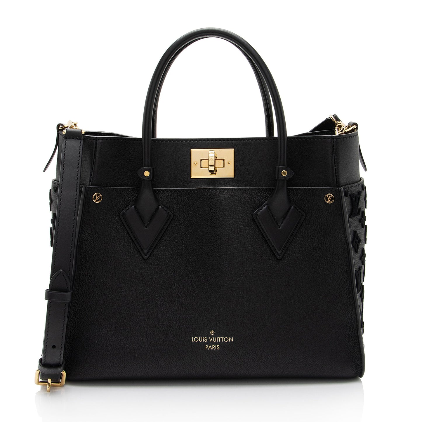 Louis Vuitton Calfskin Tufted Monogram Canvas On My Side MM Tote (SHF-WP5JFh)