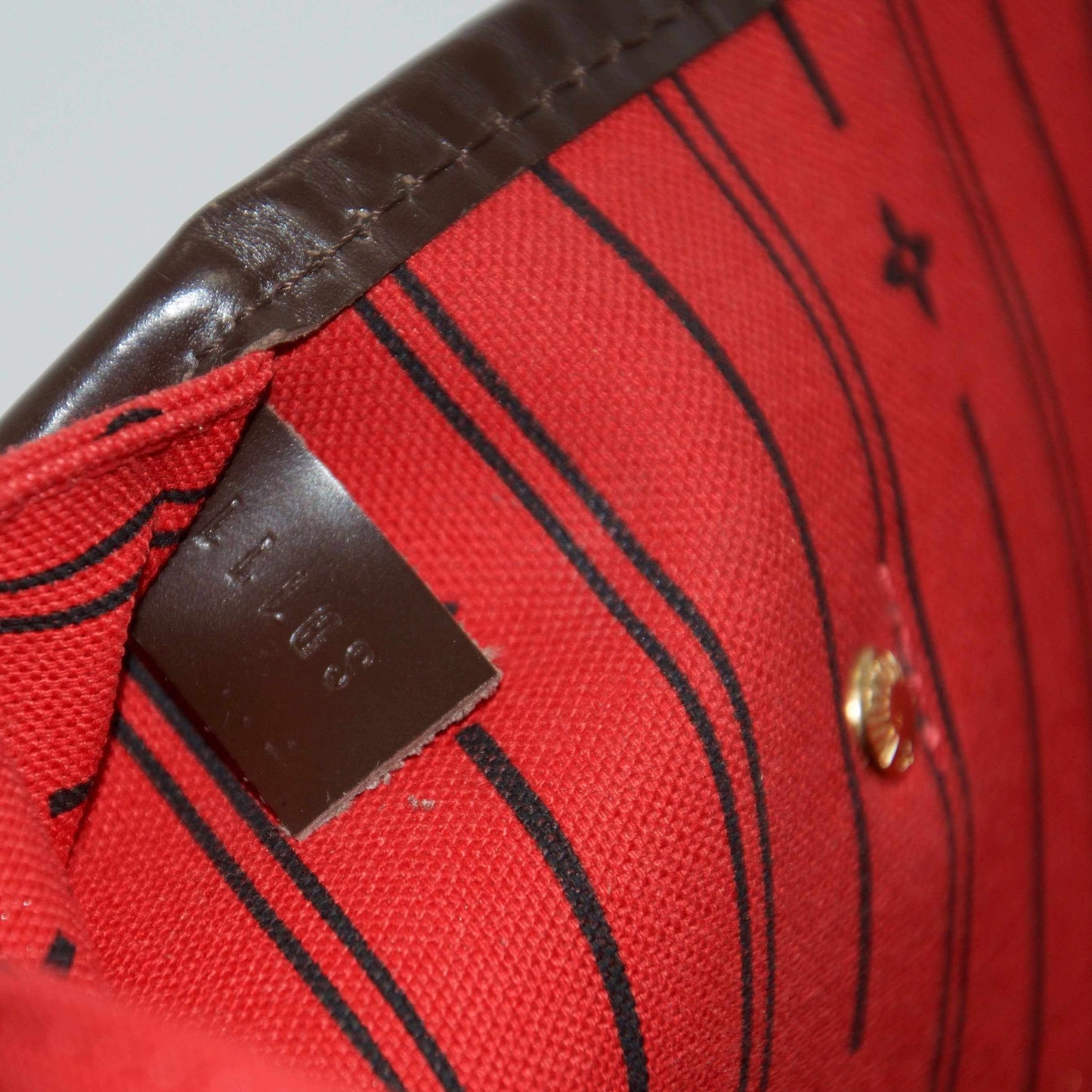 Louis Vuitton Damier Ebene Neverfull MM