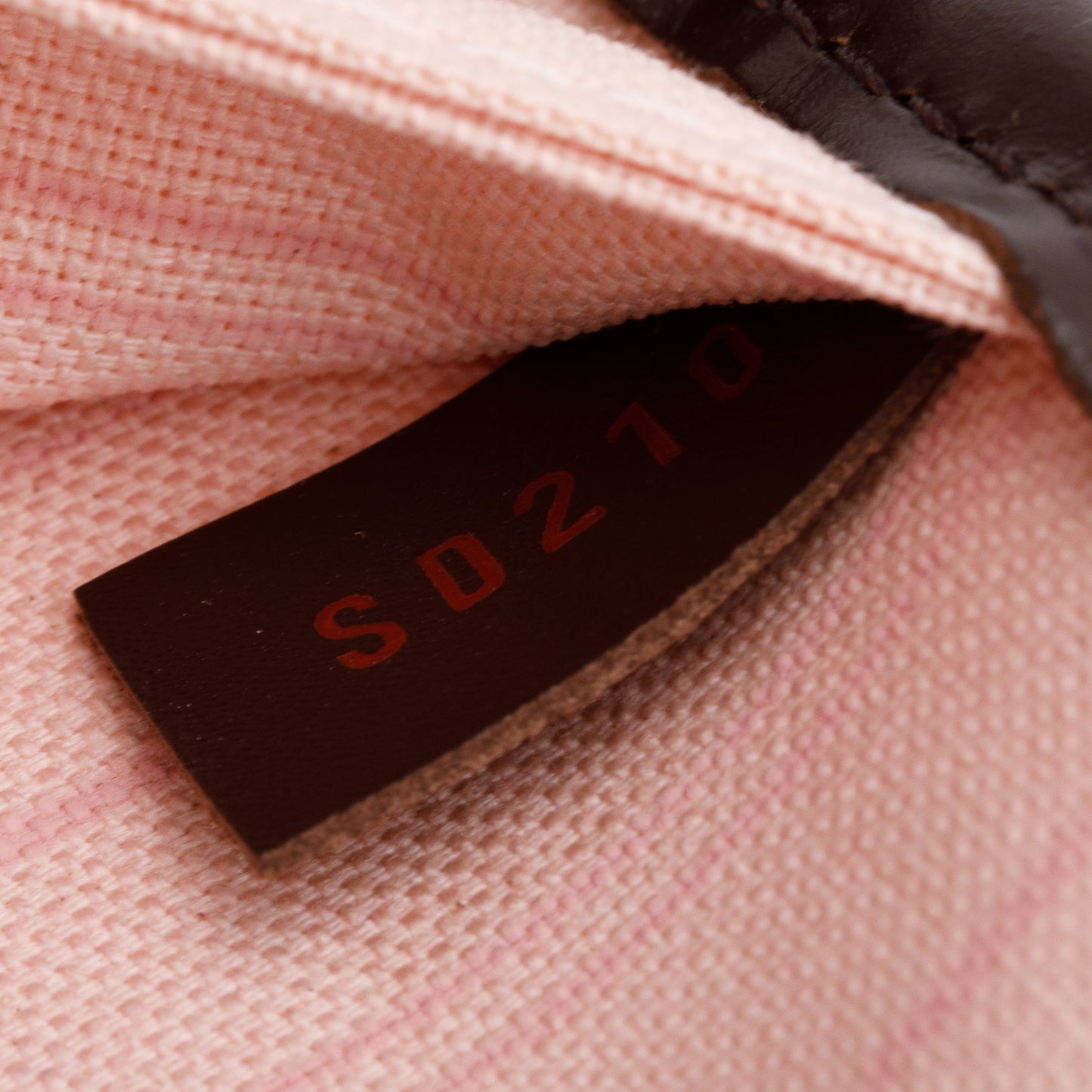 Louis Vuitton Damier Ebene Neverfull MM