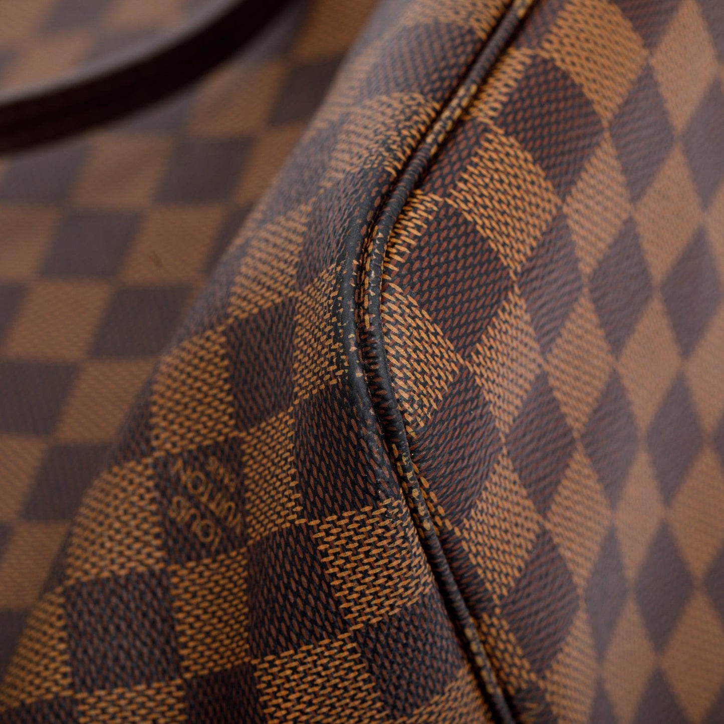 Louis Vuitton Damier Ebene Neverfull MM