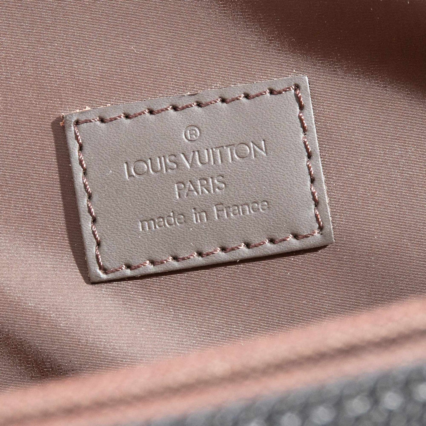 Louis Vuitton Damier Geant Messenger Bag