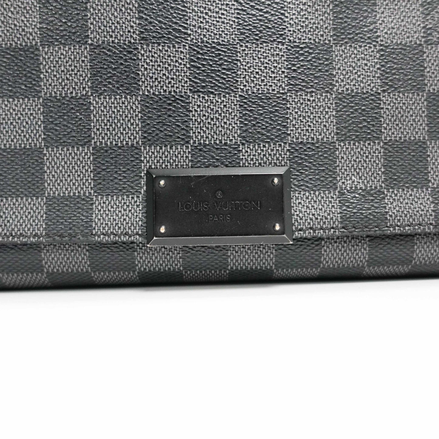 Louis Vuitton Damier Graphite Daniel MM Messenger Bag