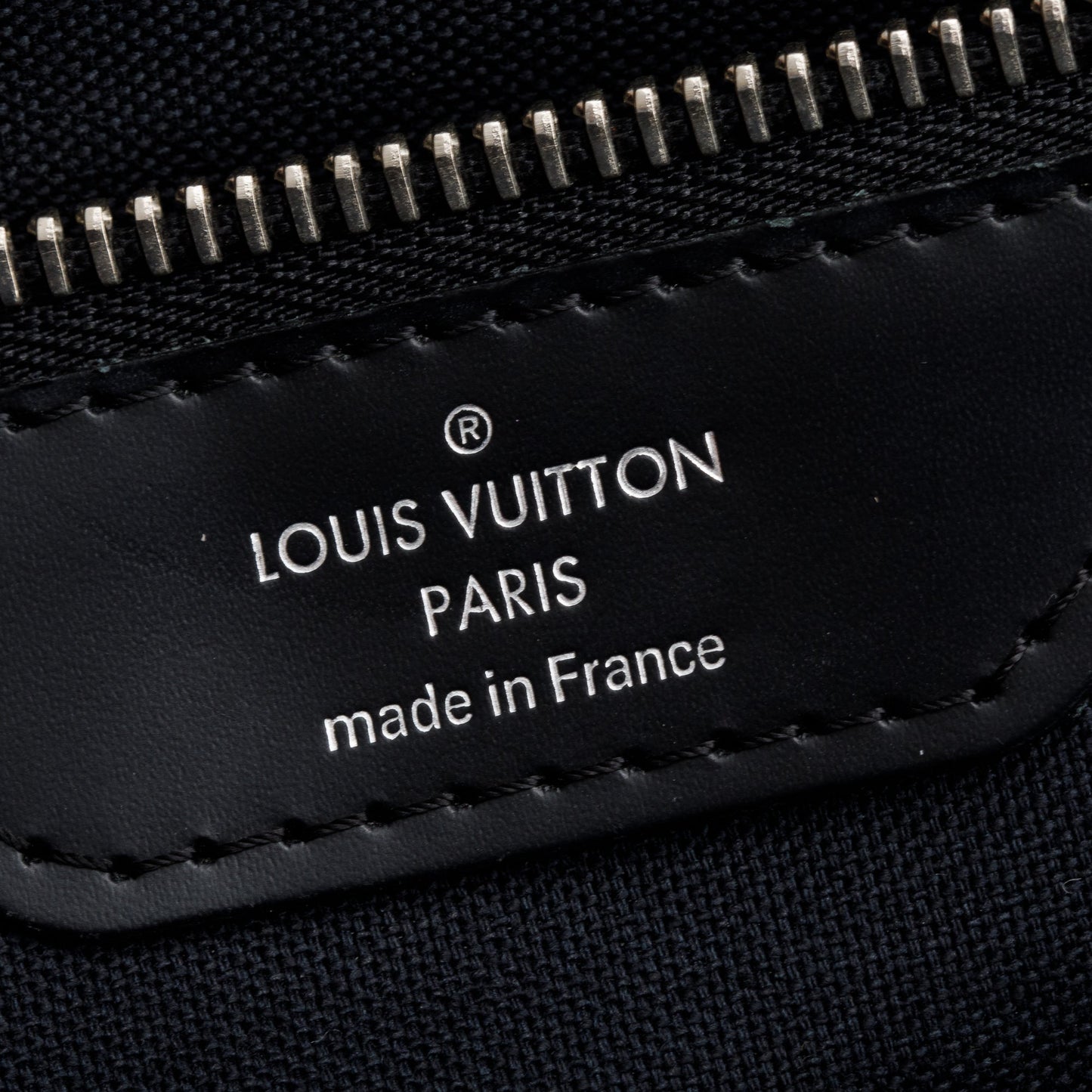 Louis Vuitton Damier Graphite District MM