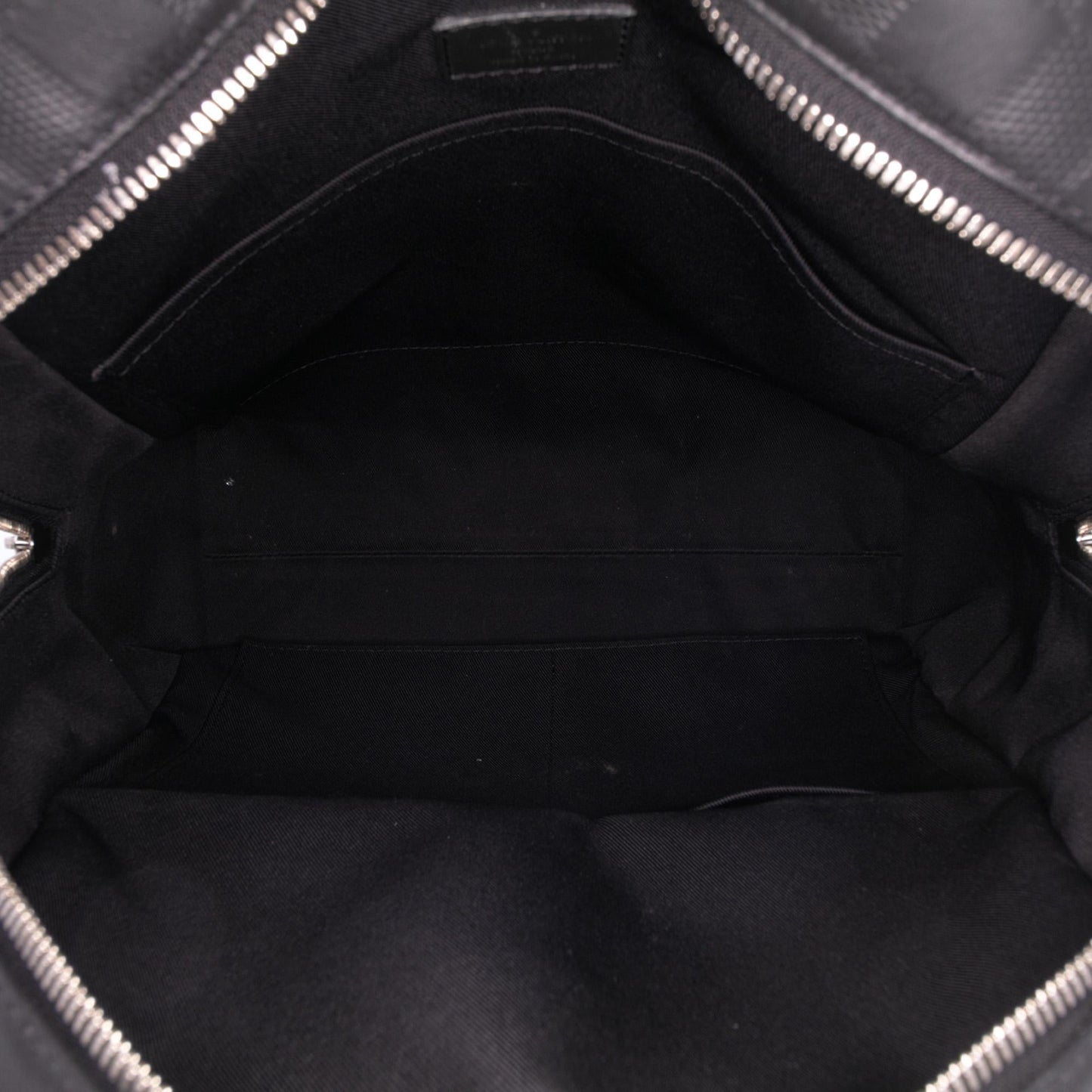Louis Vuitton Damier Infini Campus