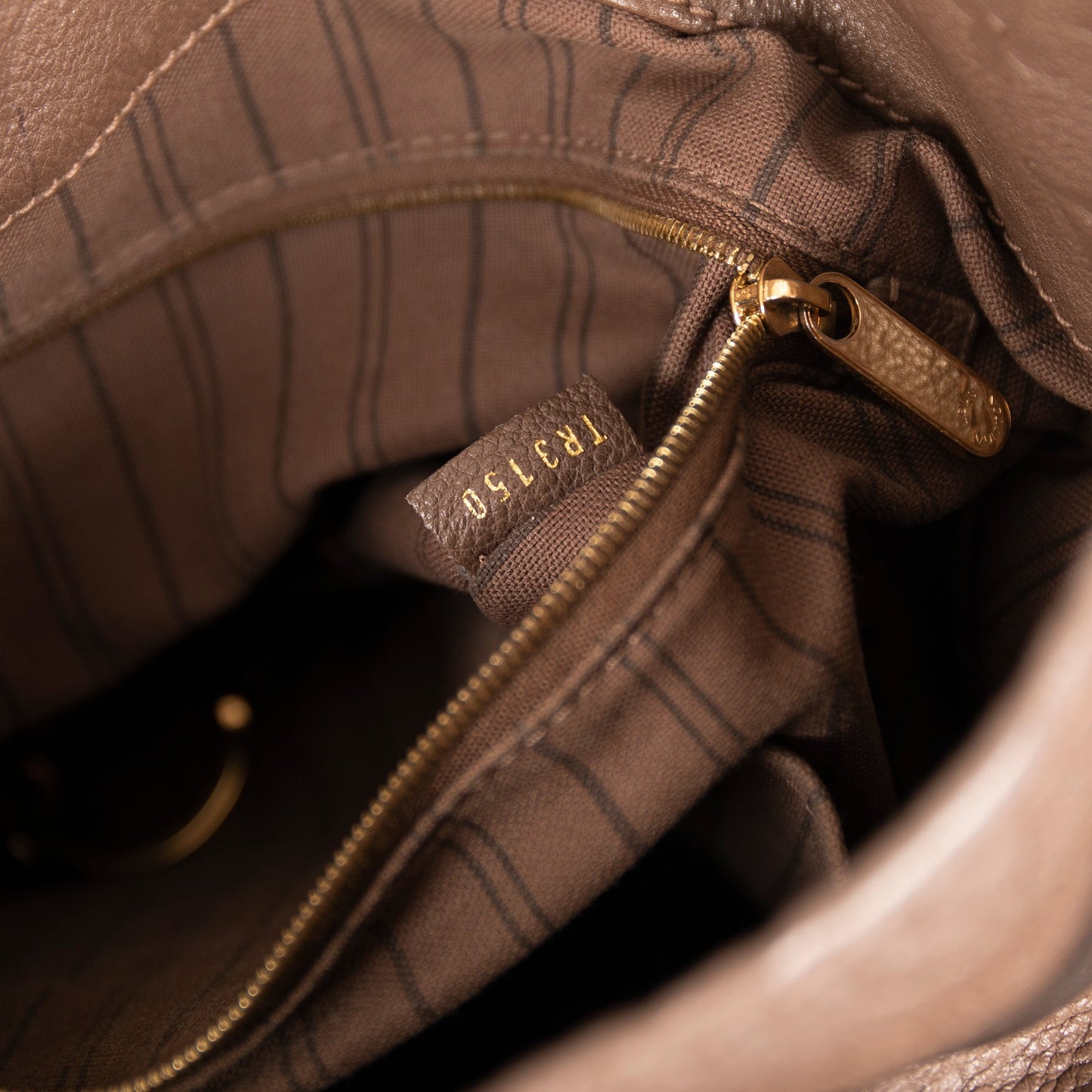 Louis Vuitton Empreinte Artsy MM