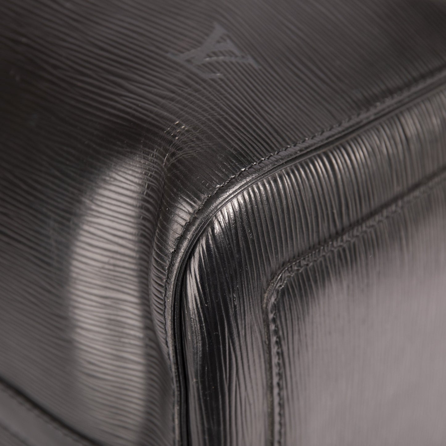 Louis Vuitton Epi Keepall 50